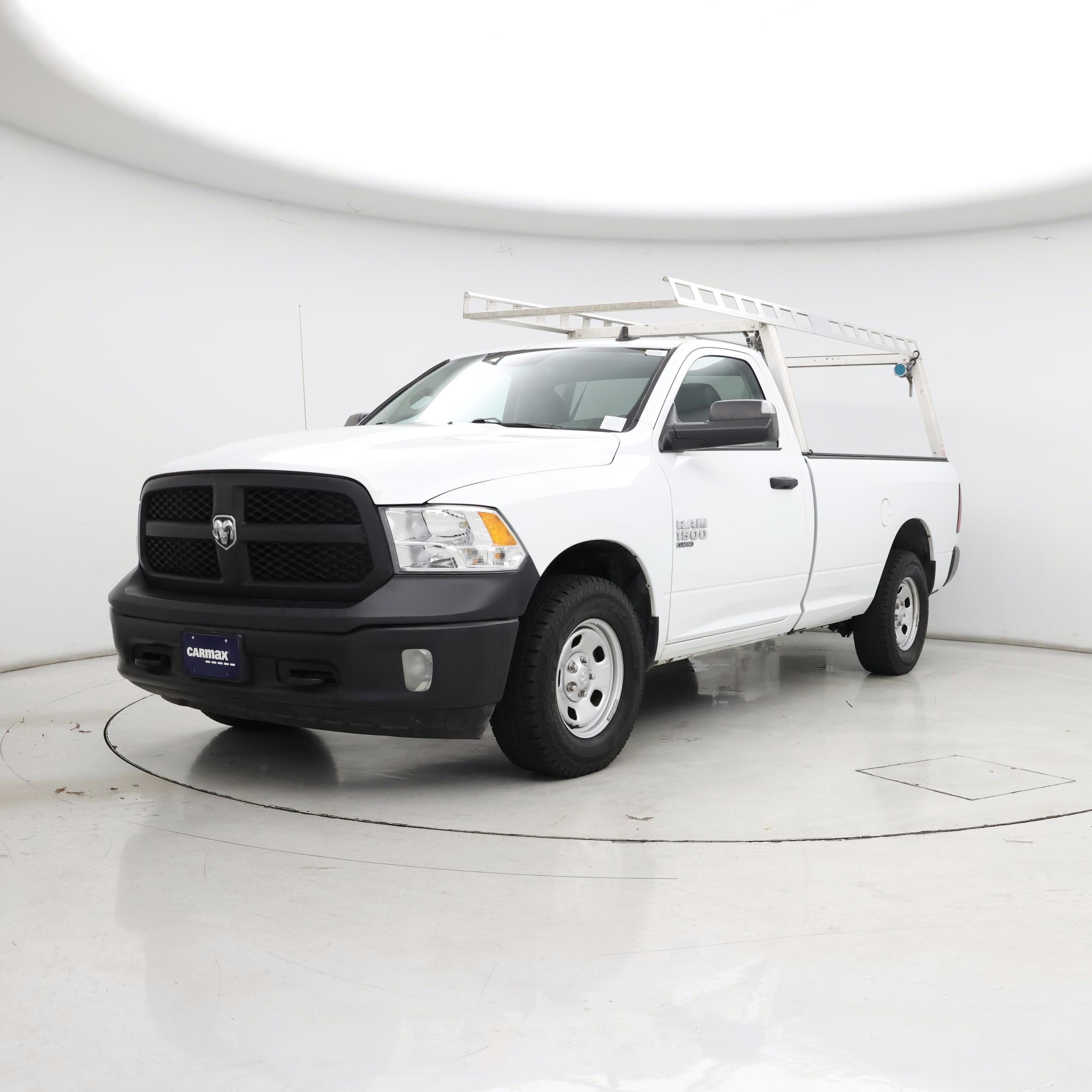 Thumbnail: 2023 RAM 1500 Classic - 4