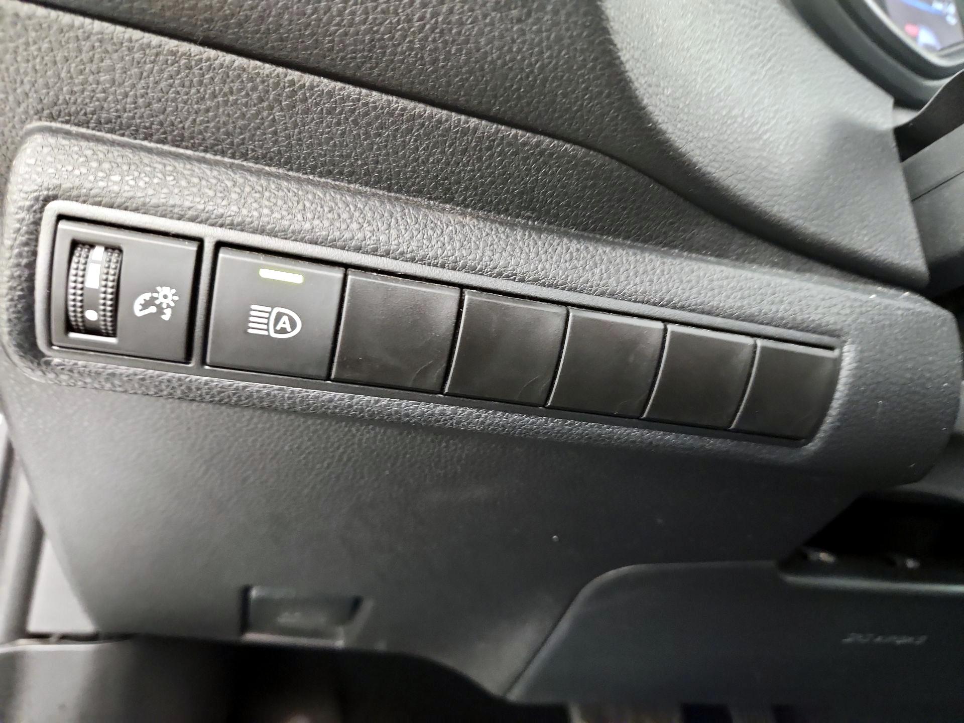 Thumbnail: 2024 Toyota Corolla - 13