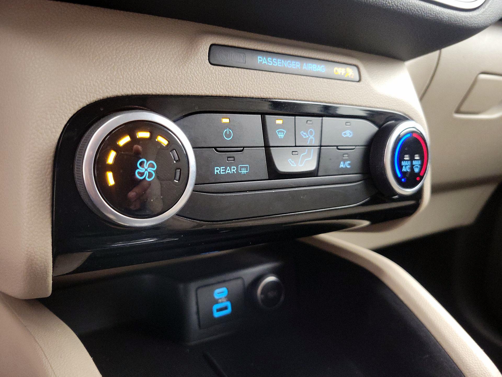 Thumbnail: 2021 Ford Escape - 16