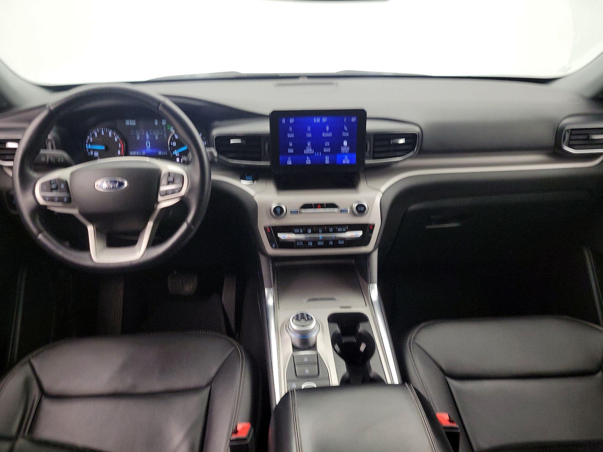 Thumbnail: 2023 Ford Explorer - 9