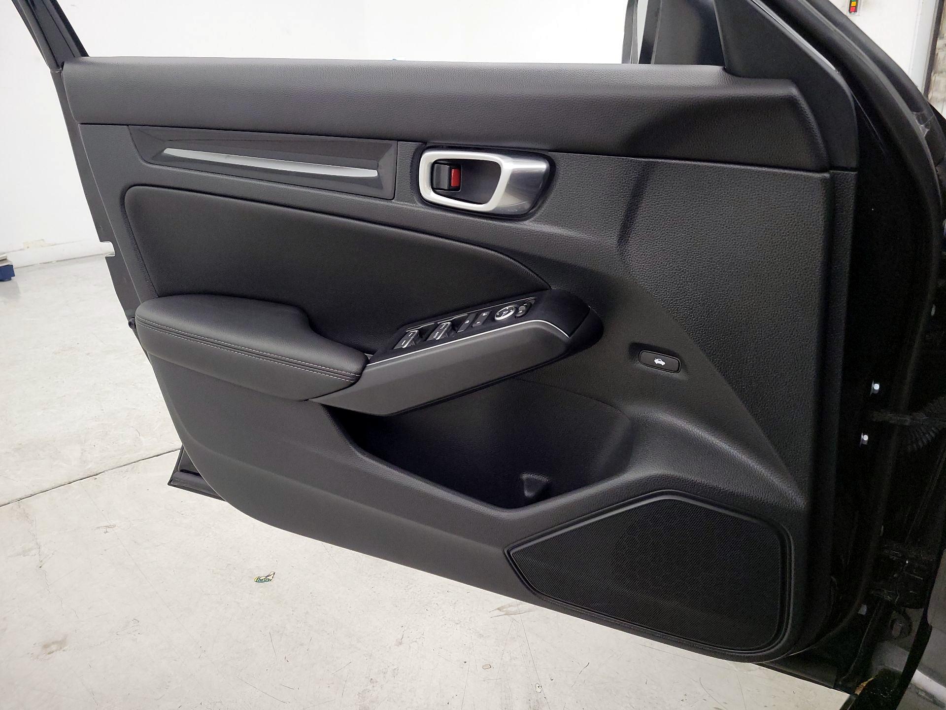 Thumbnail: 2023 Honda Civic - 12