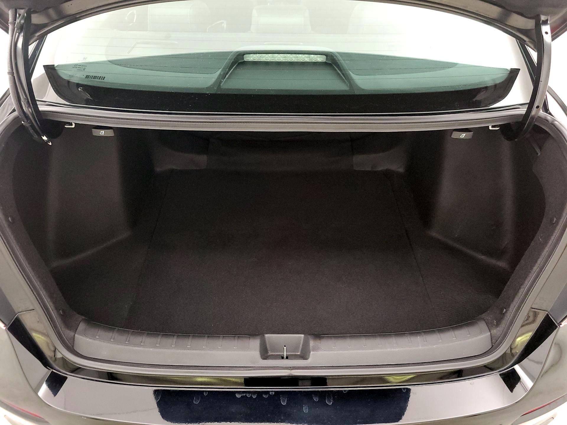 Thumbnail: 2023 Honda Civic - 18