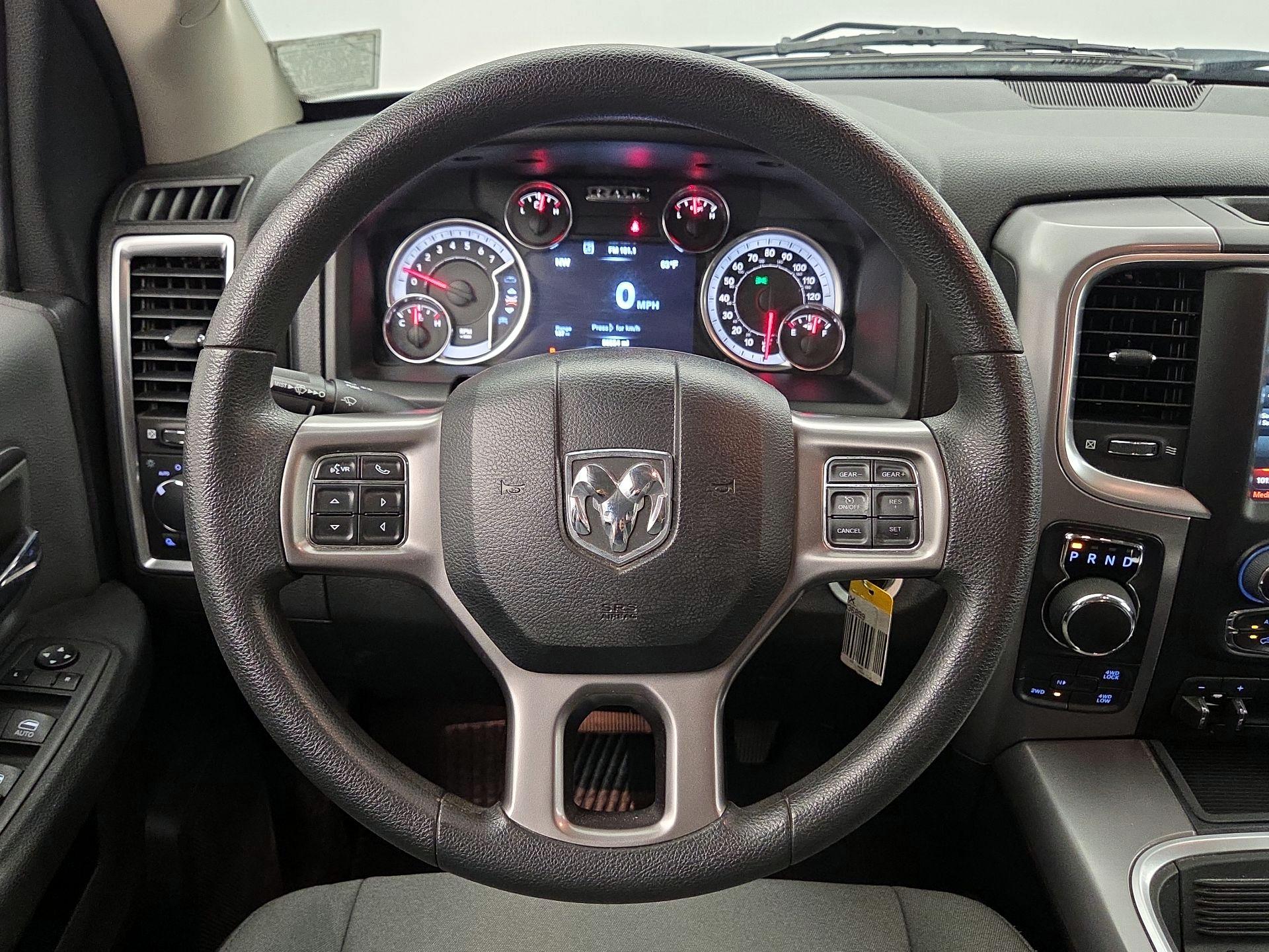 Thumbnail: 2023 RAM 1500 Classic - 10