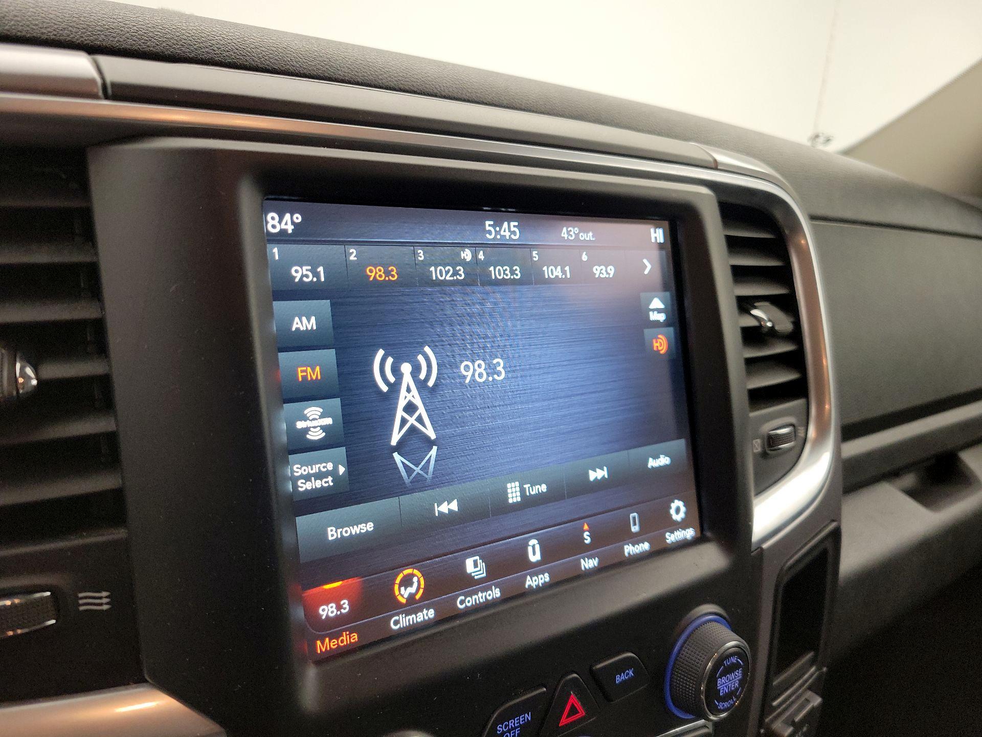 Thumbnail: 2023 RAM 1500 Classic - 16