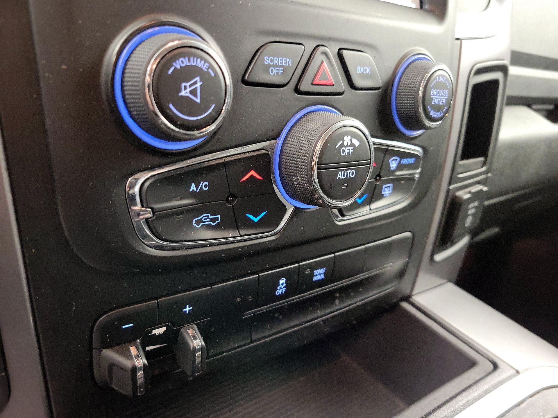 Thumbnail: 2023 RAM 1500 Classic - 17