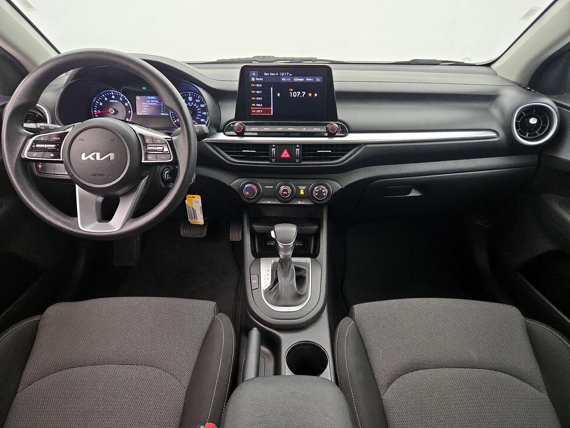 Thumbnail: 2023 Kia Forte - 9