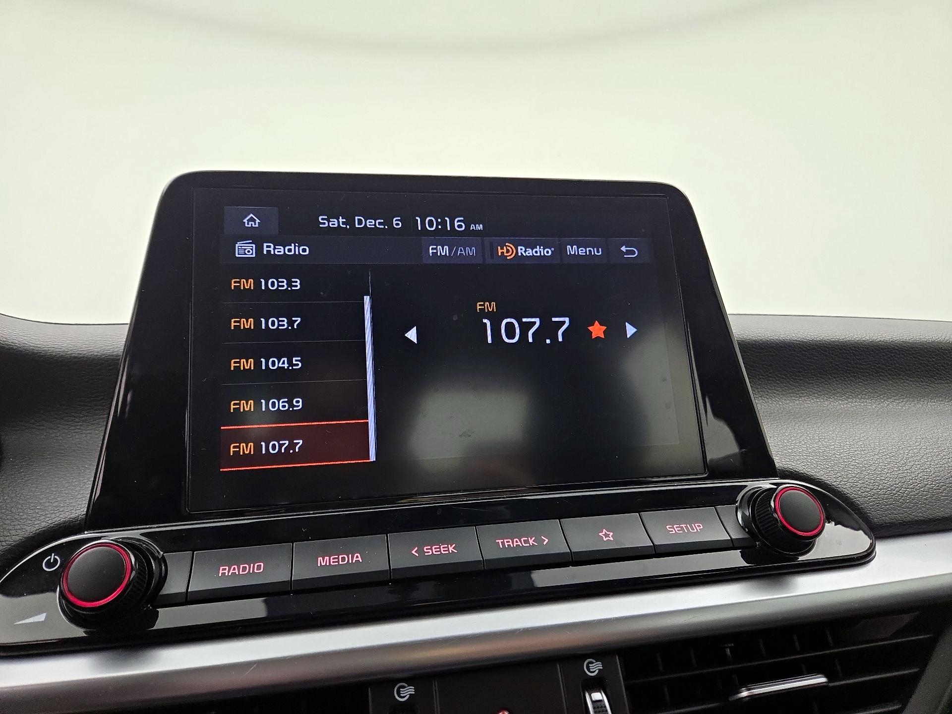 Thumbnail: 2023 Kia Forte - 15