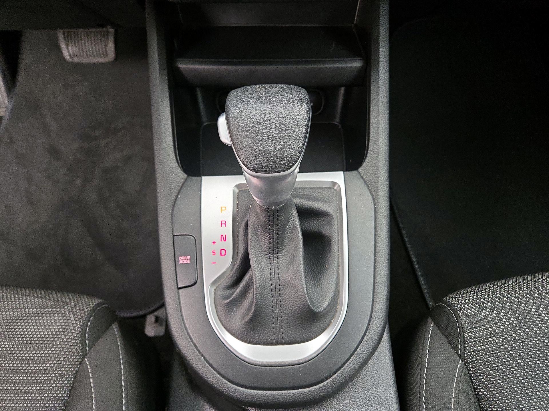 Thumbnail: 2023 Kia Forte - 17