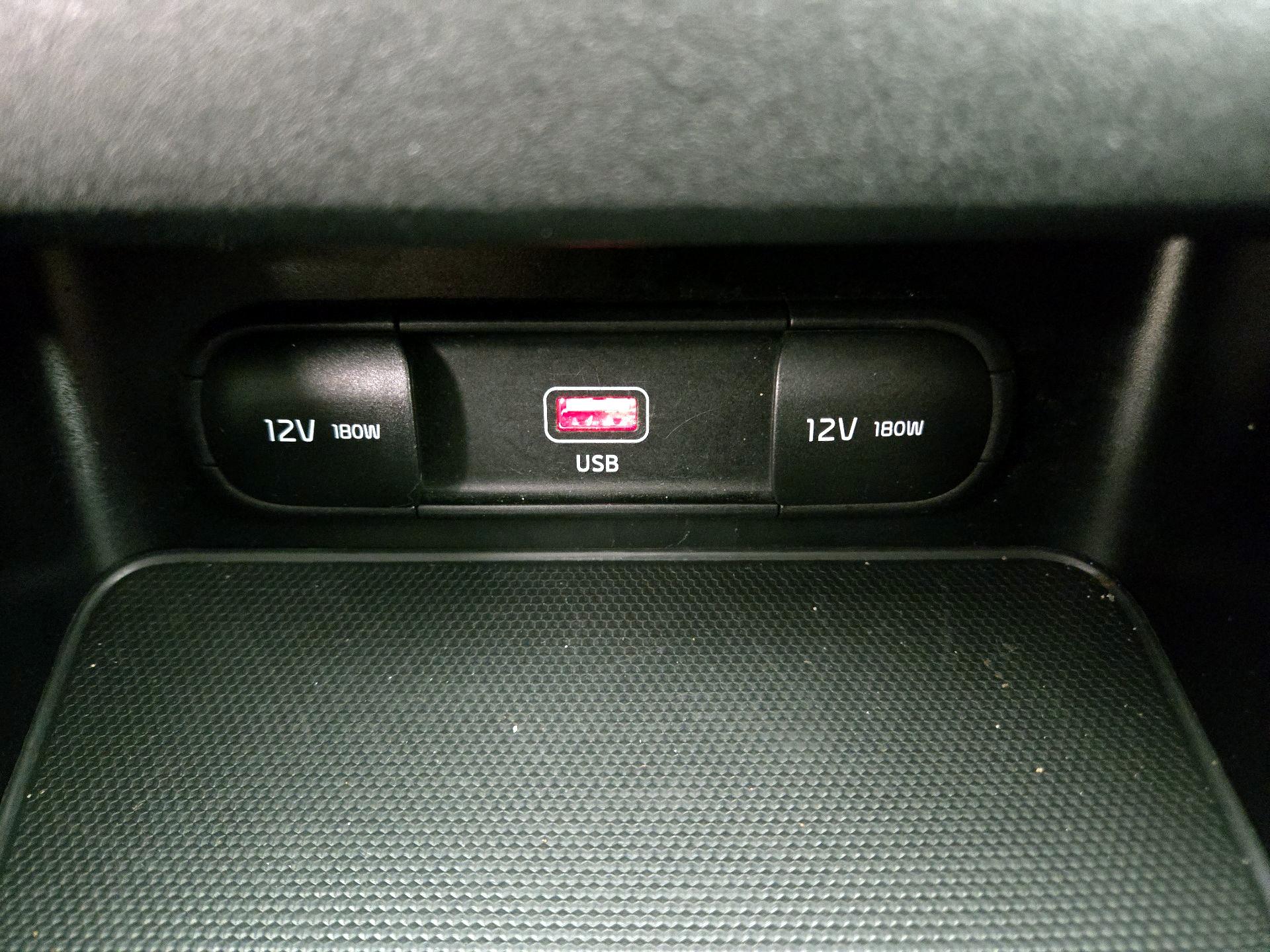 Thumbnail: 2023 Kia Forte - 18