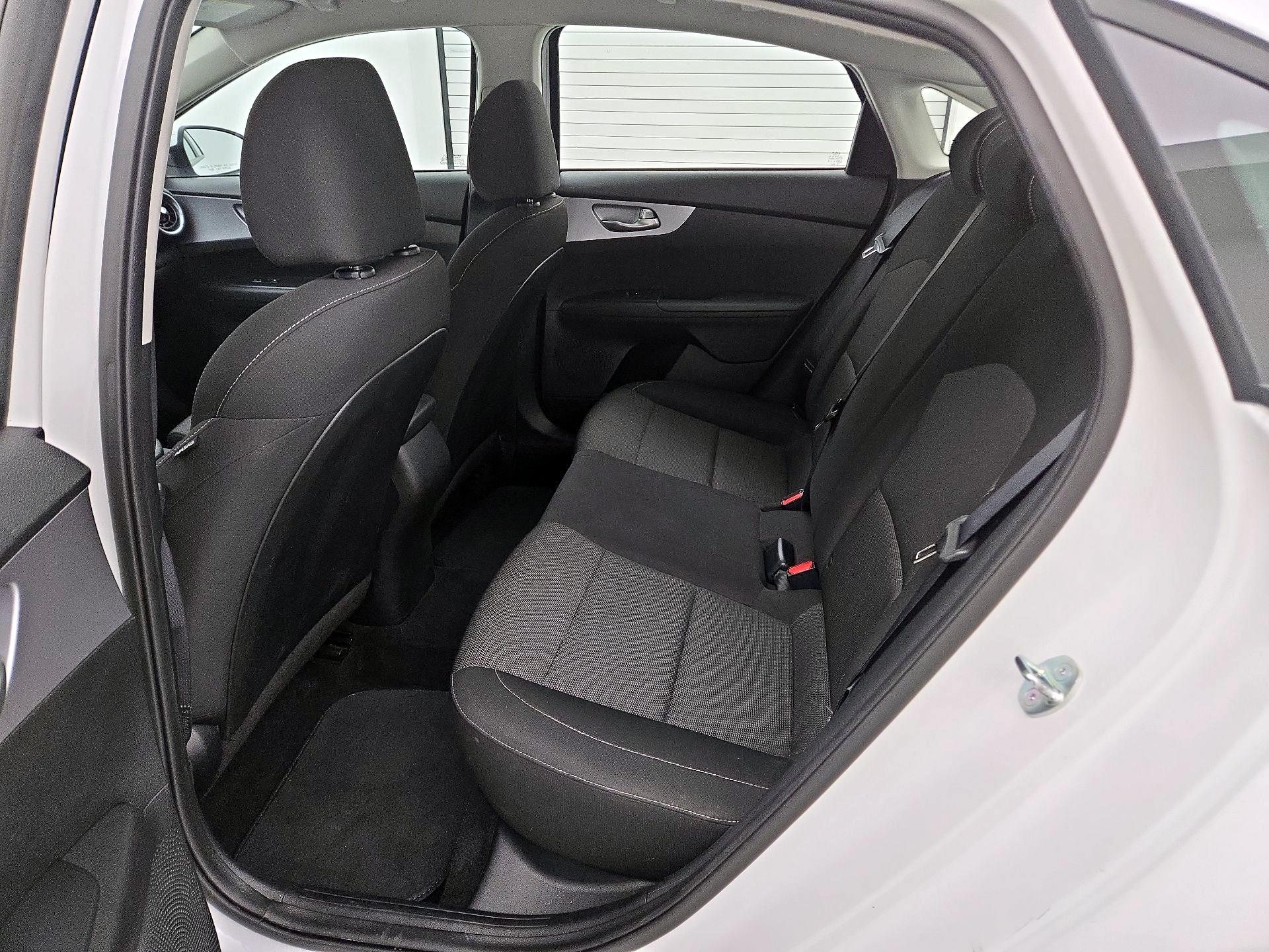 Thumbnail: 2023 Kia Forte - 19