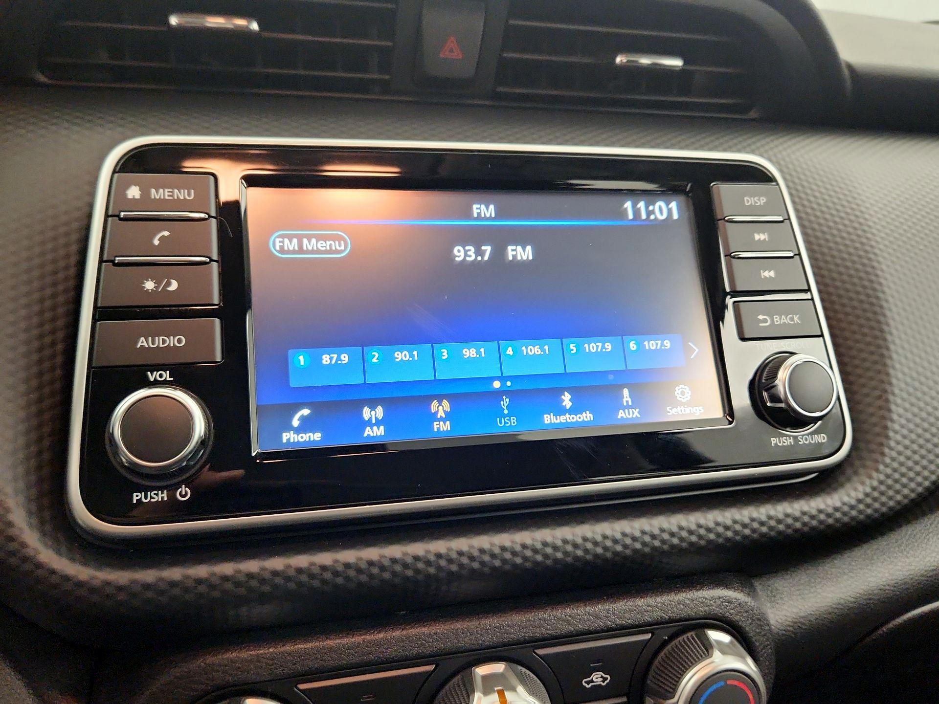 Thumbnail: 2024 Nissan Kicks - 15