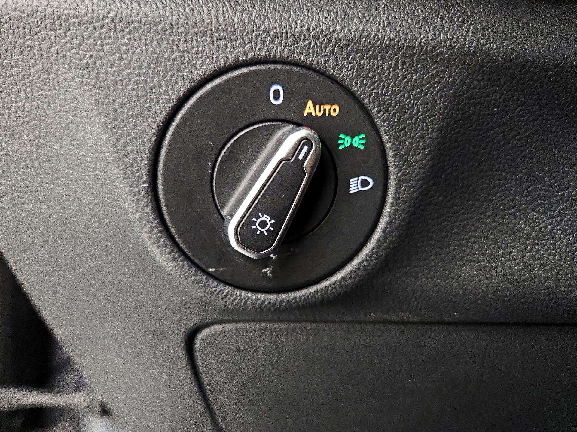 Thumbnail: 2024 Volkswagen Jetta - 13