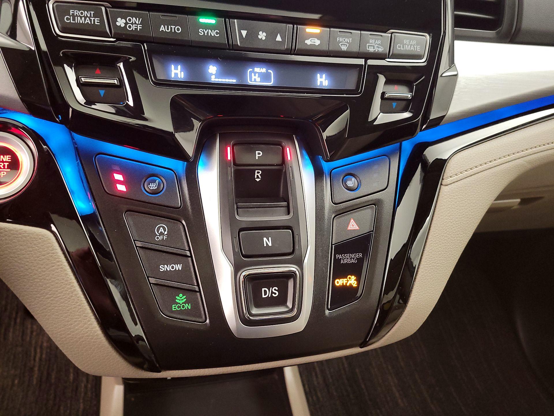 Thumbnail: 2021 Honda Odyssey - 16