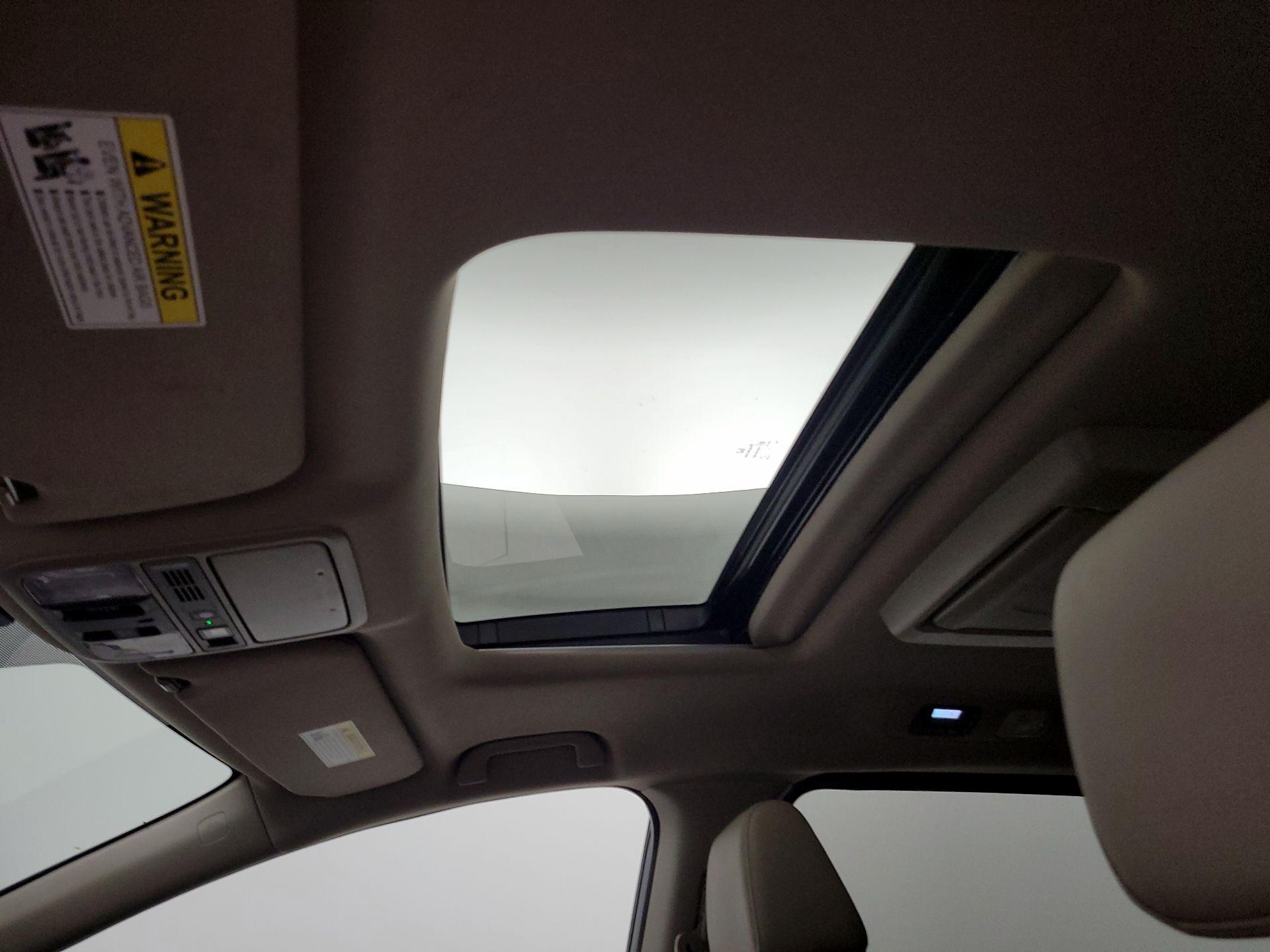 Thumbnail: 2021 Honda Odyssey - 17