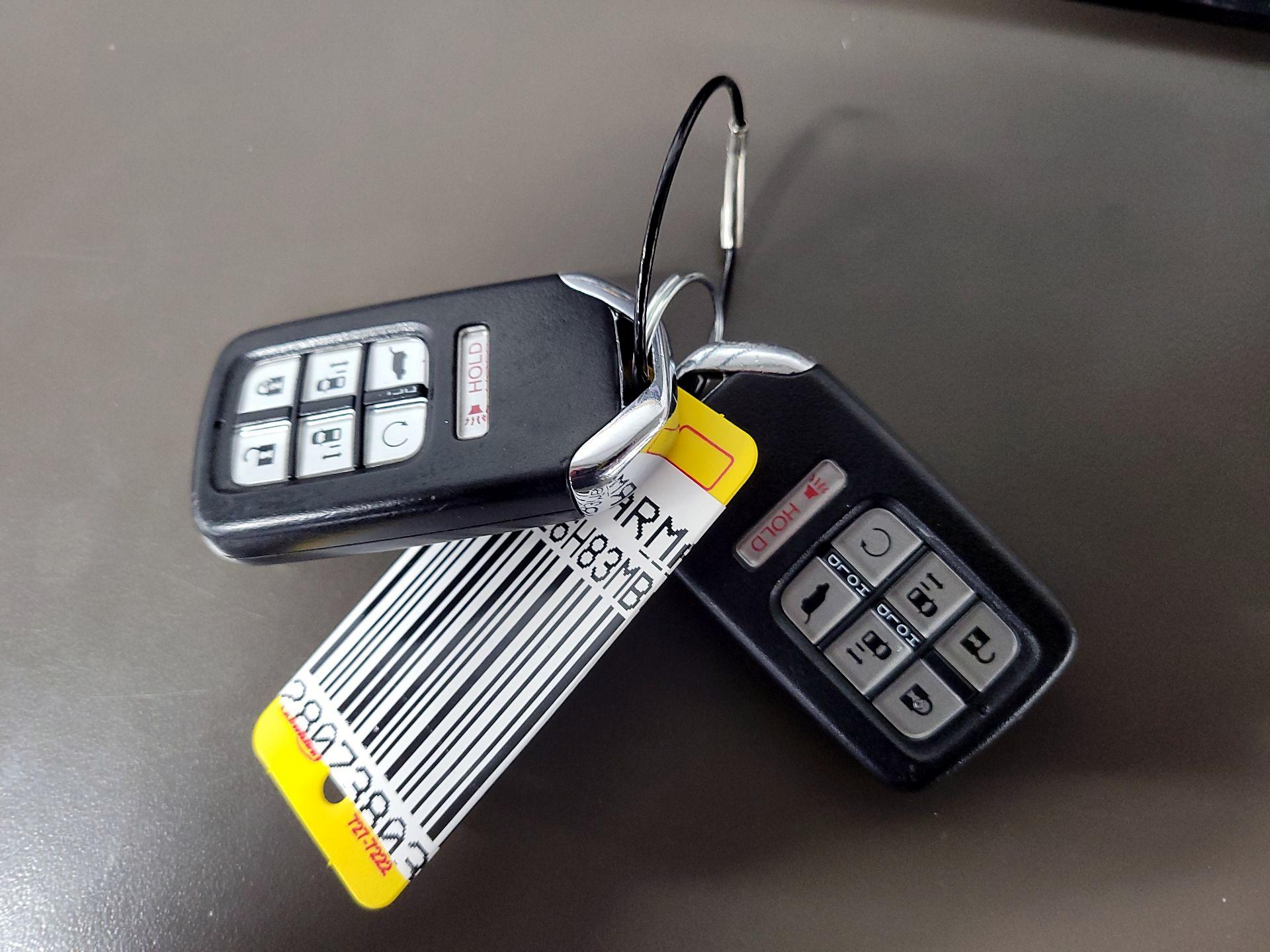 Thumbnail: 2021 Honda Odyssey - 20