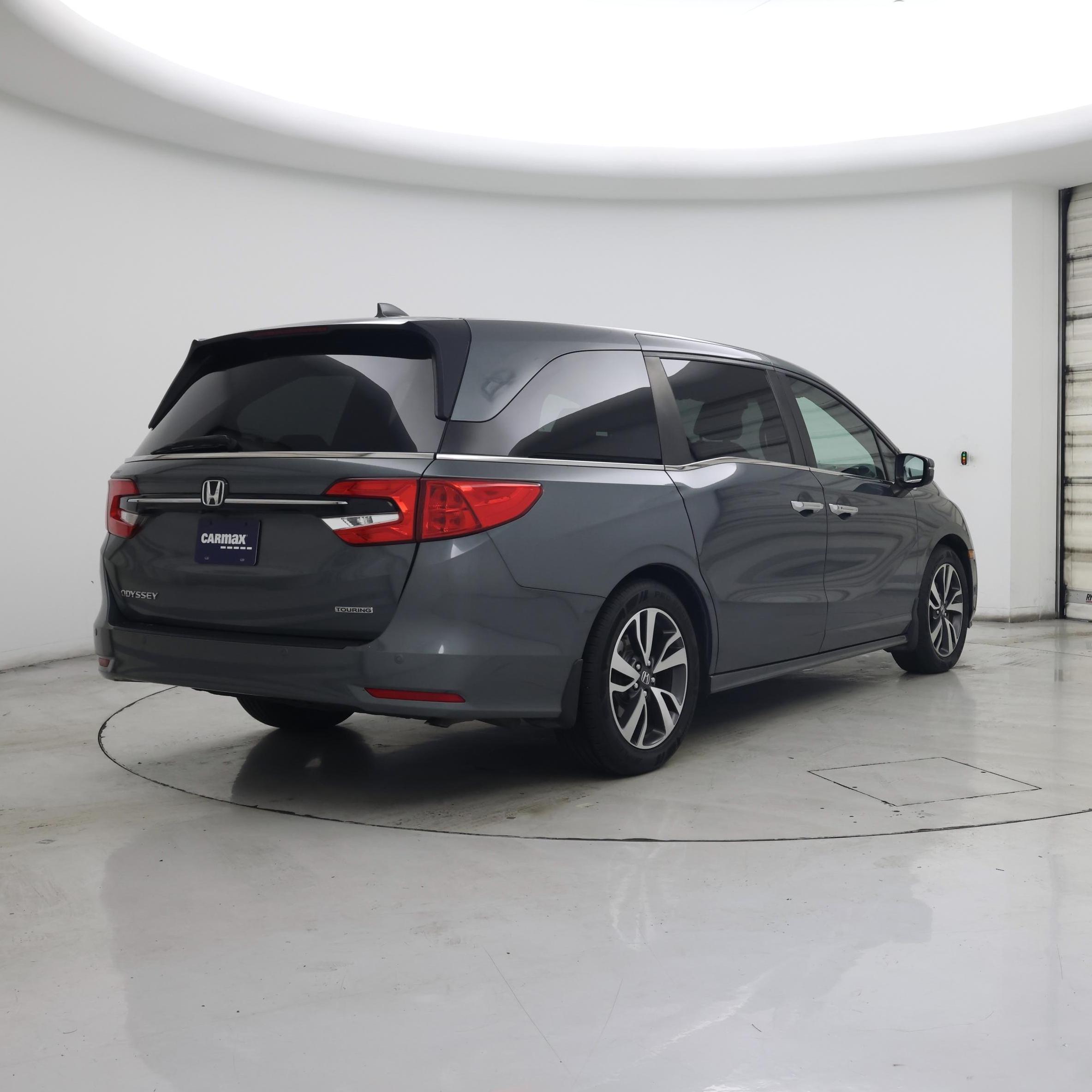 Thumbnail: 2021 Honda Odyssey - 8