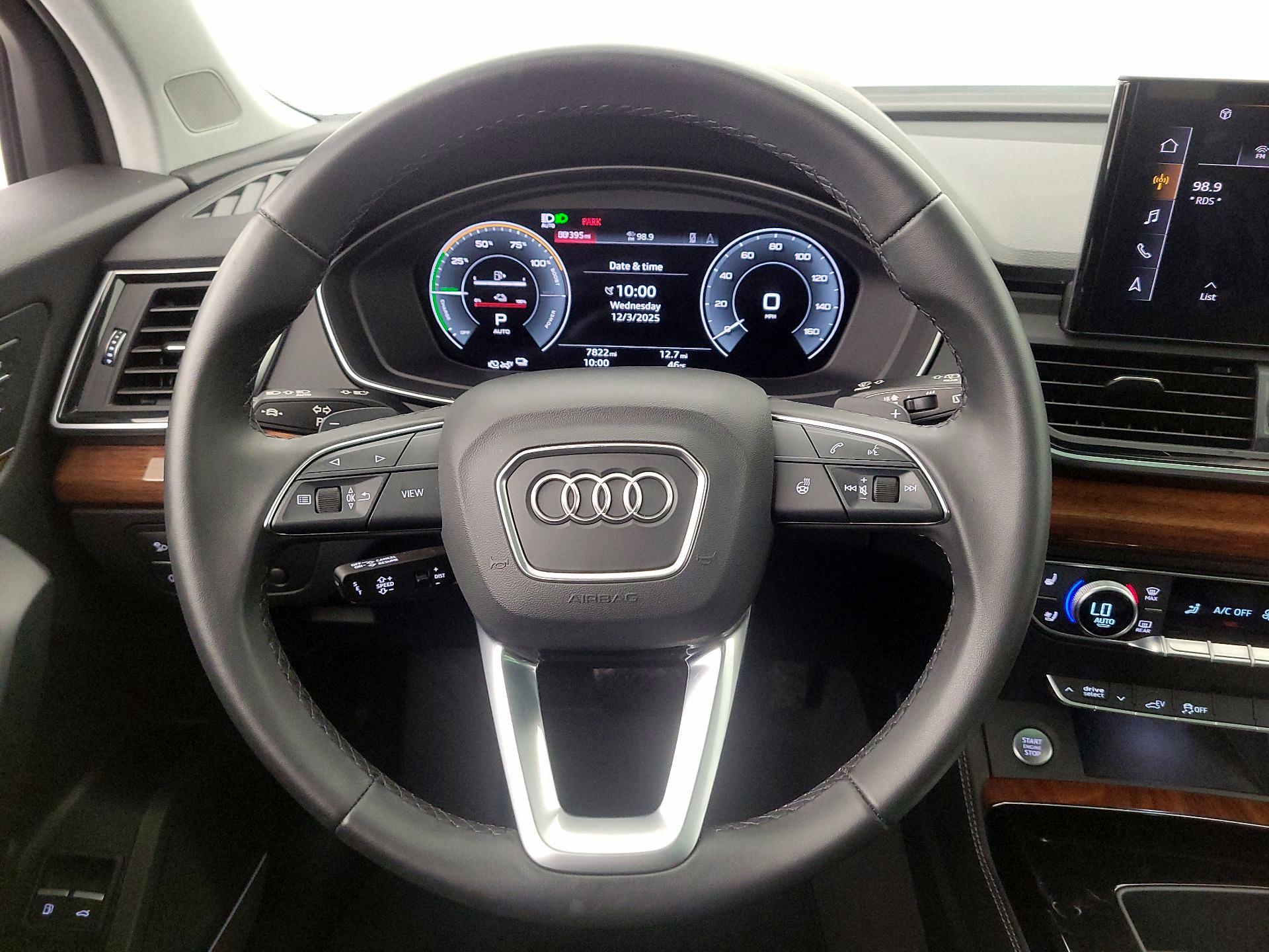 Thumbnail: 2023 Audi Q5 - 10