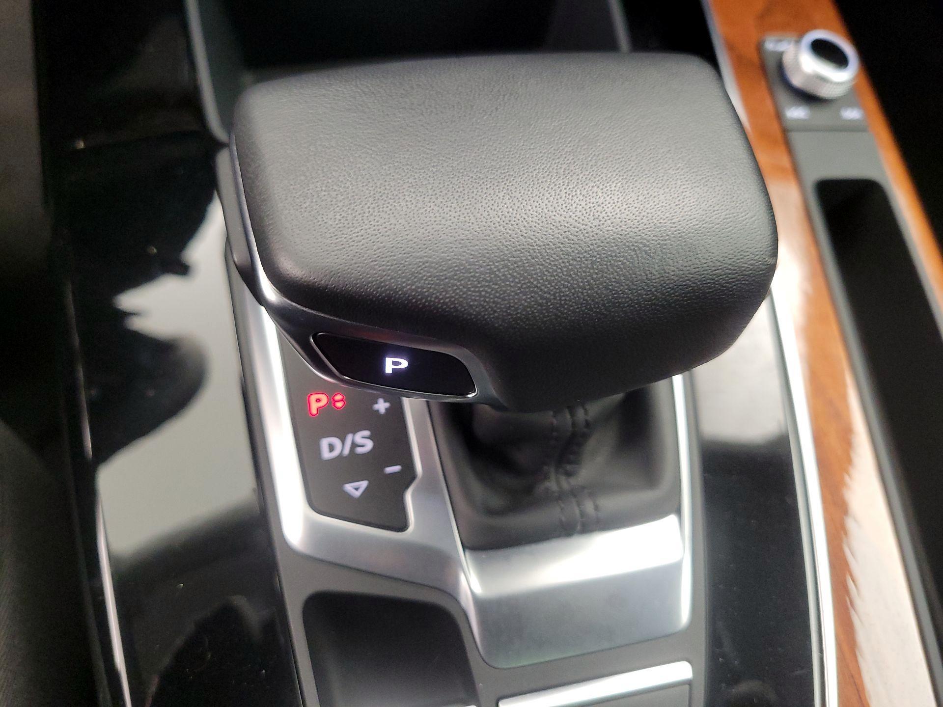 Thumbnail: 2023 Audi Q5 - 18