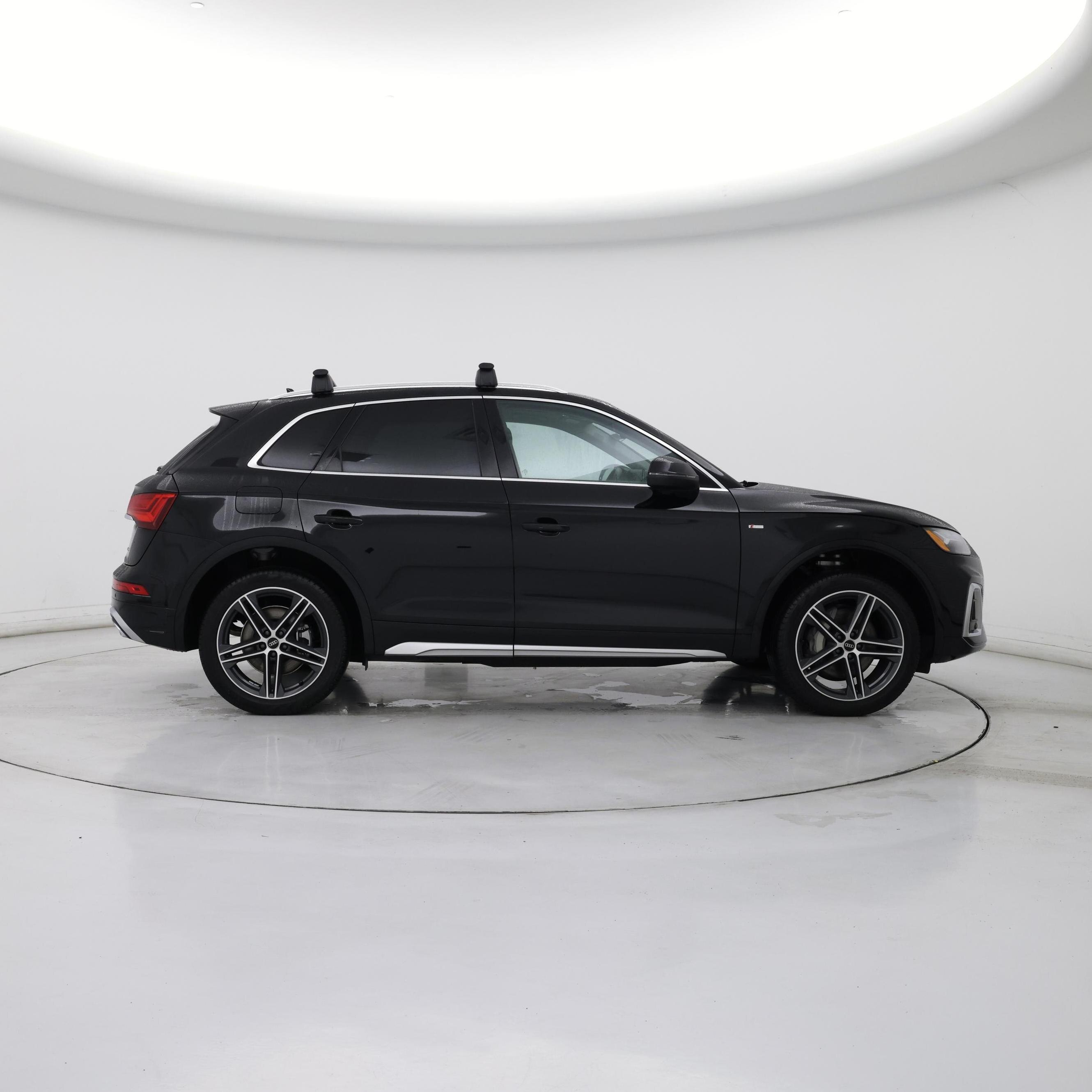 Thumbnail: 2023 Audi Q5 - 7