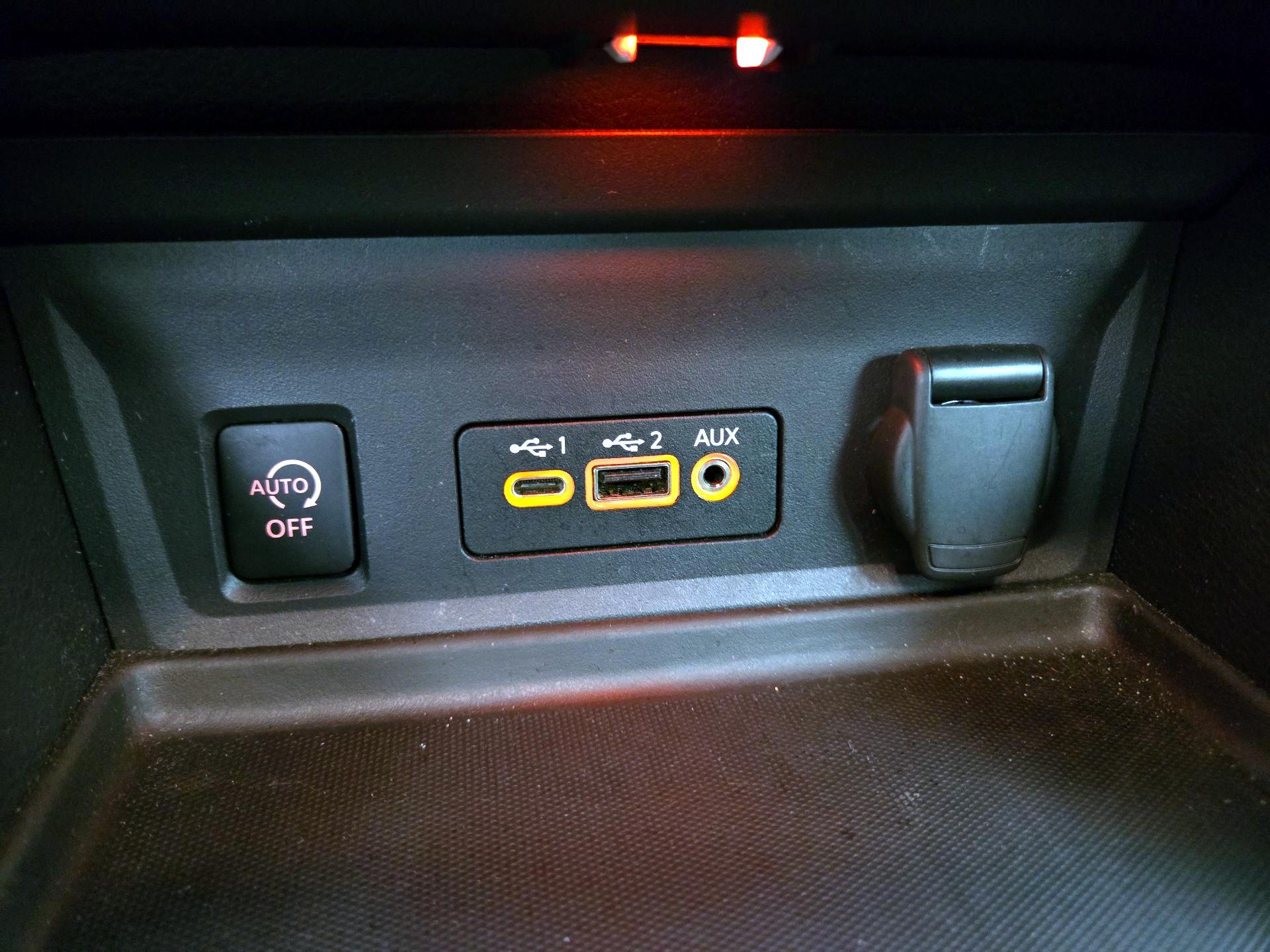 Thumbnail: 2024 Nissan Sentra - 18