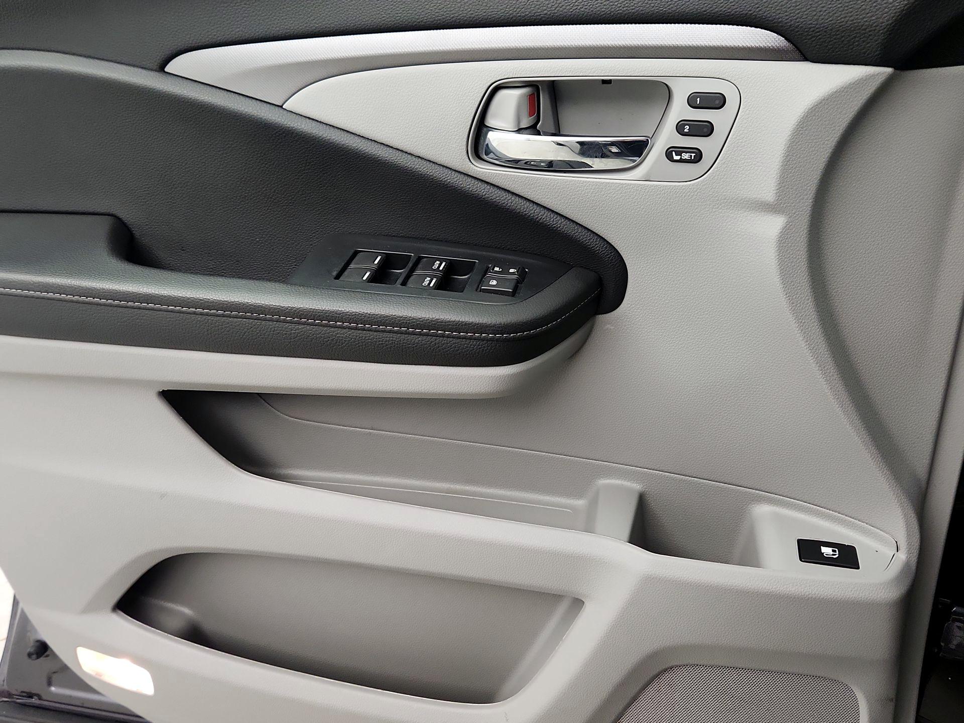 Thumbnail: 2023 Honda Ridgeline - 12