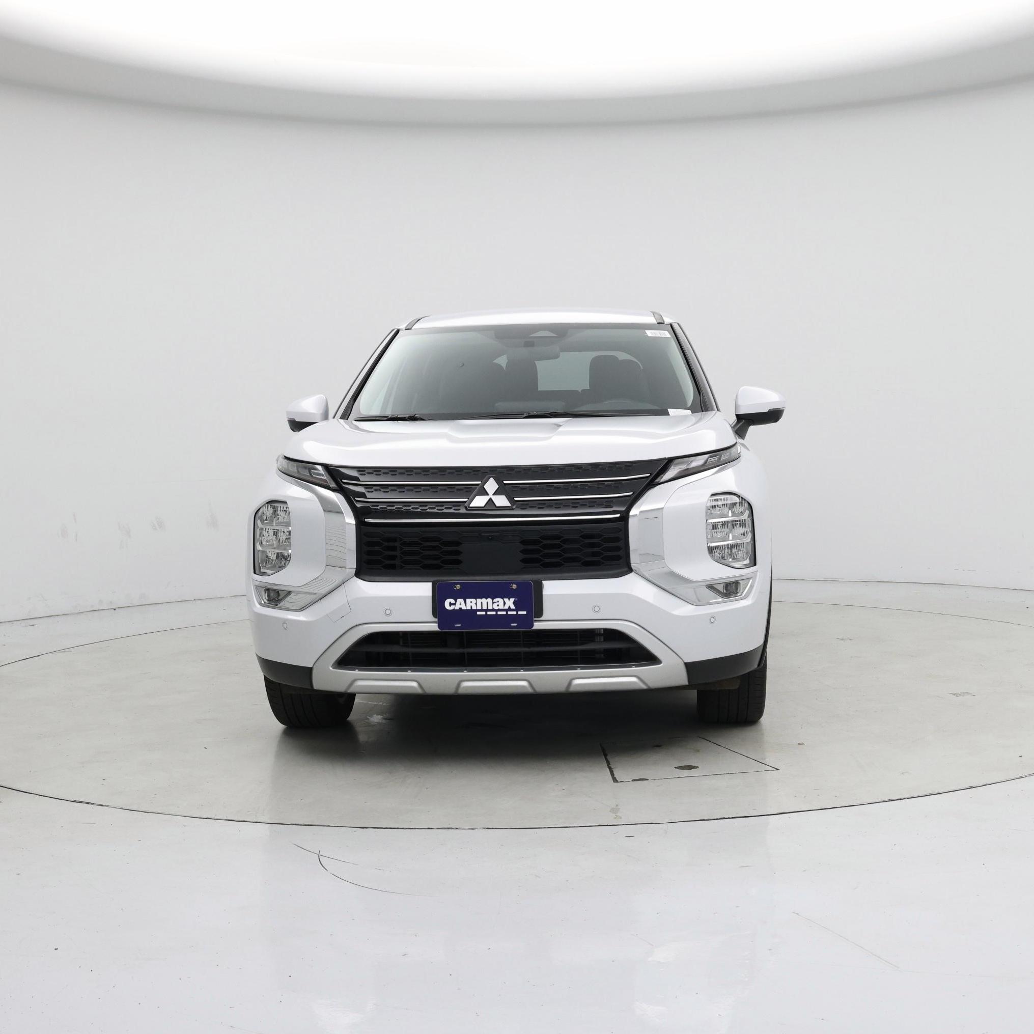 Thumbnail: 2024 Mitsubishi Outlander - 5