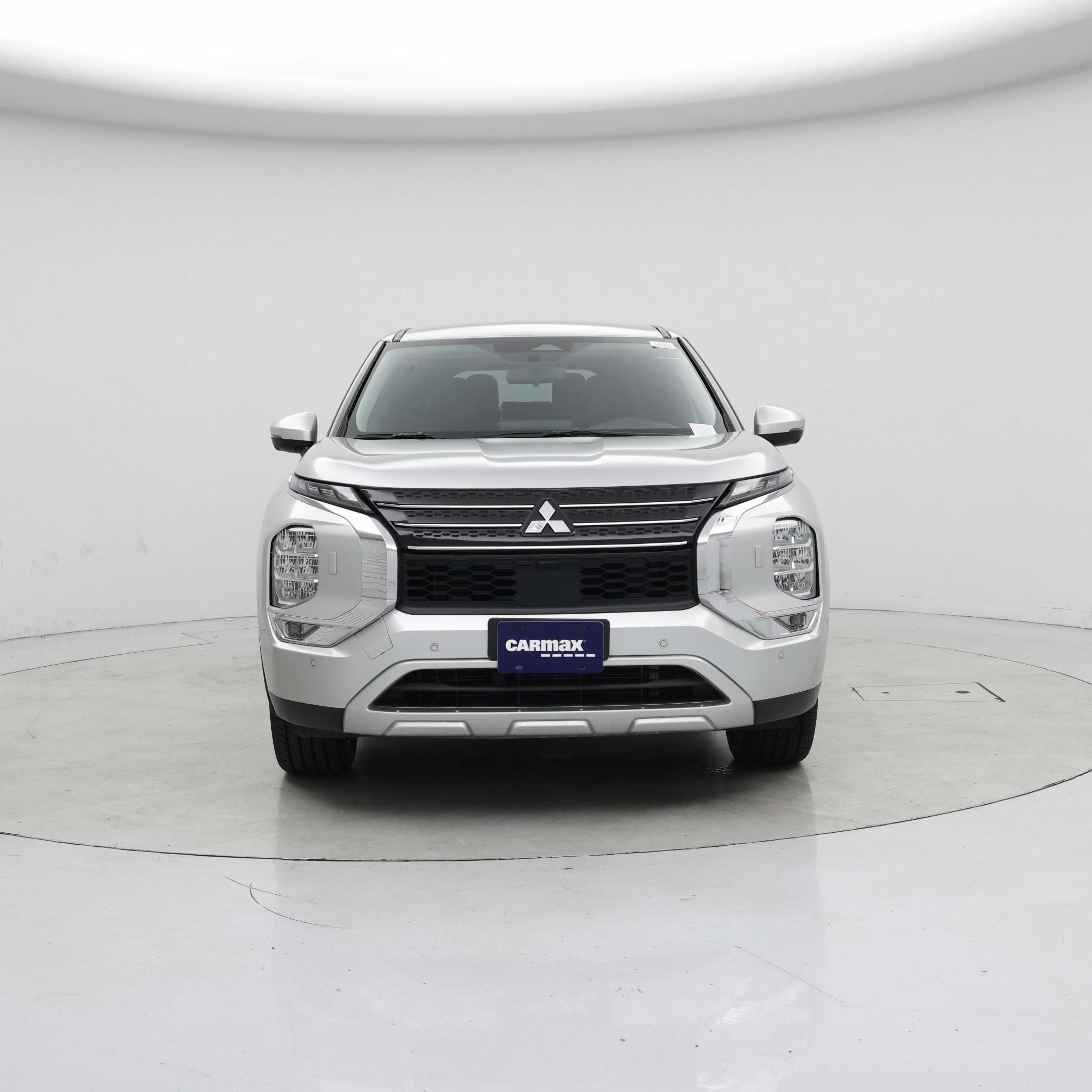 Thumbnail: 2024 Mitsubishi Outlander - 5