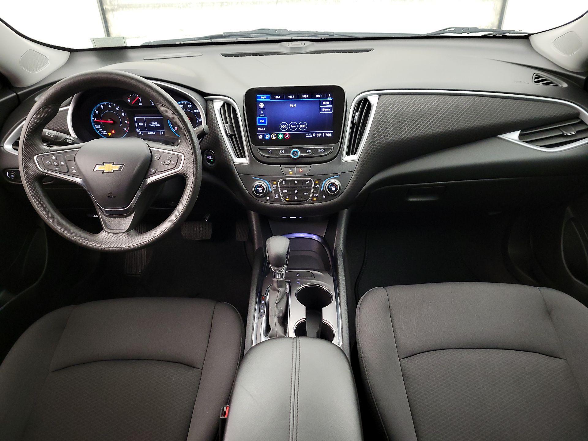 Thumbnail: 2023 Chevrolet Malibu - 9