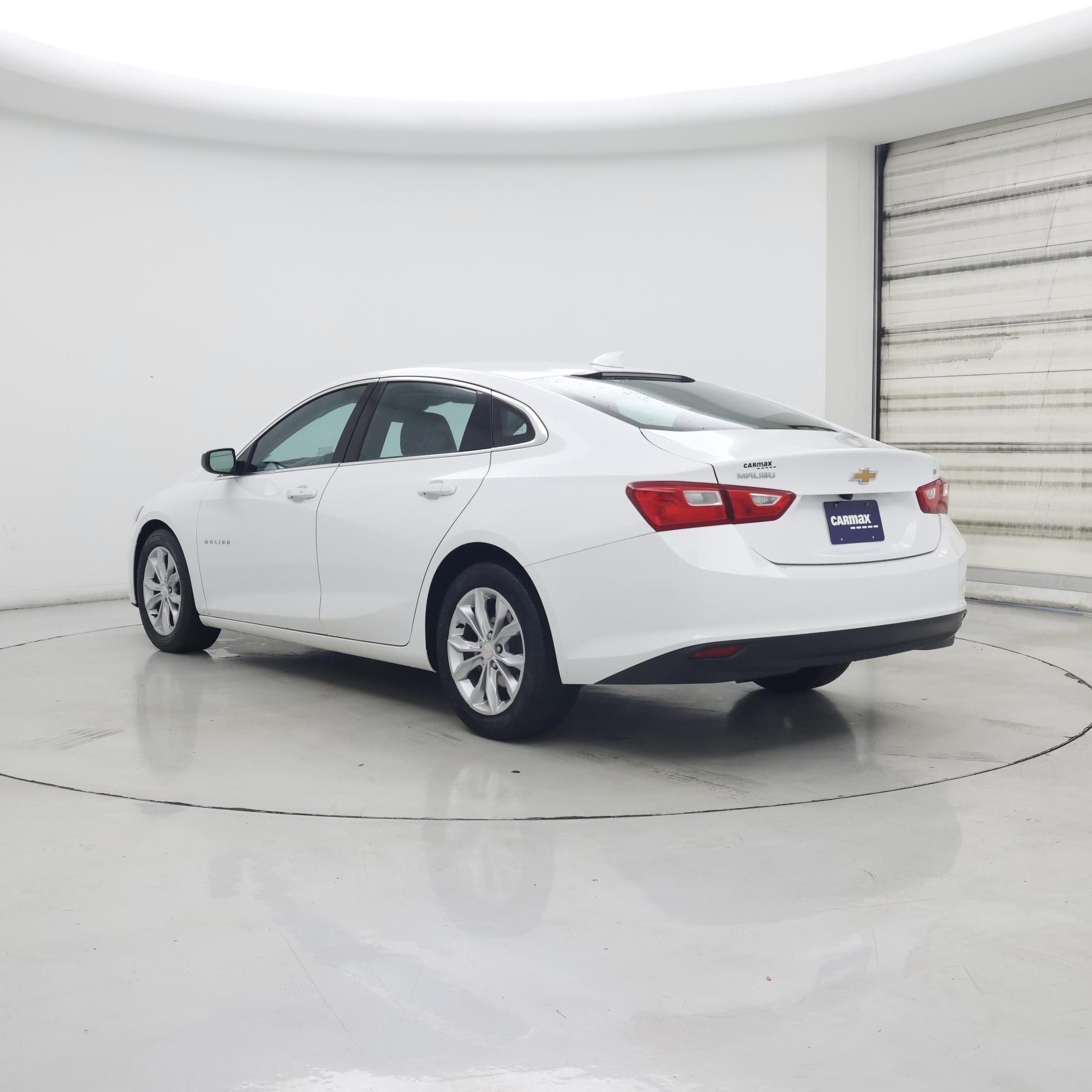 Thumbnail: 2023 Chevrolet Malibu - 2