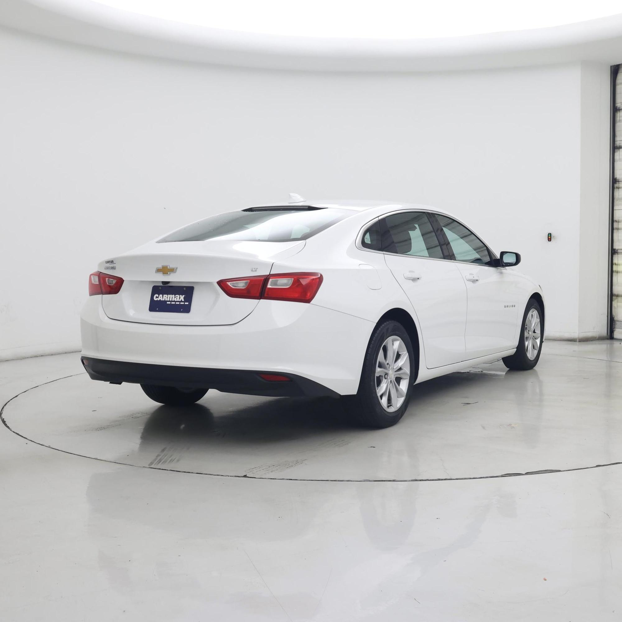 Thumbnail: 2023 Chevrolet Malibu - 8