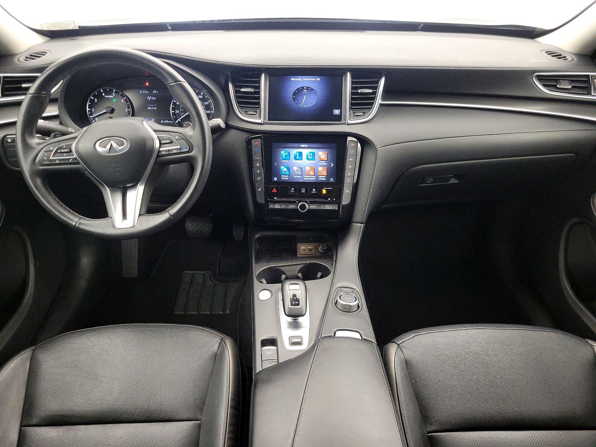 Thumbnail: 2024 INFINITI QX50 - 9