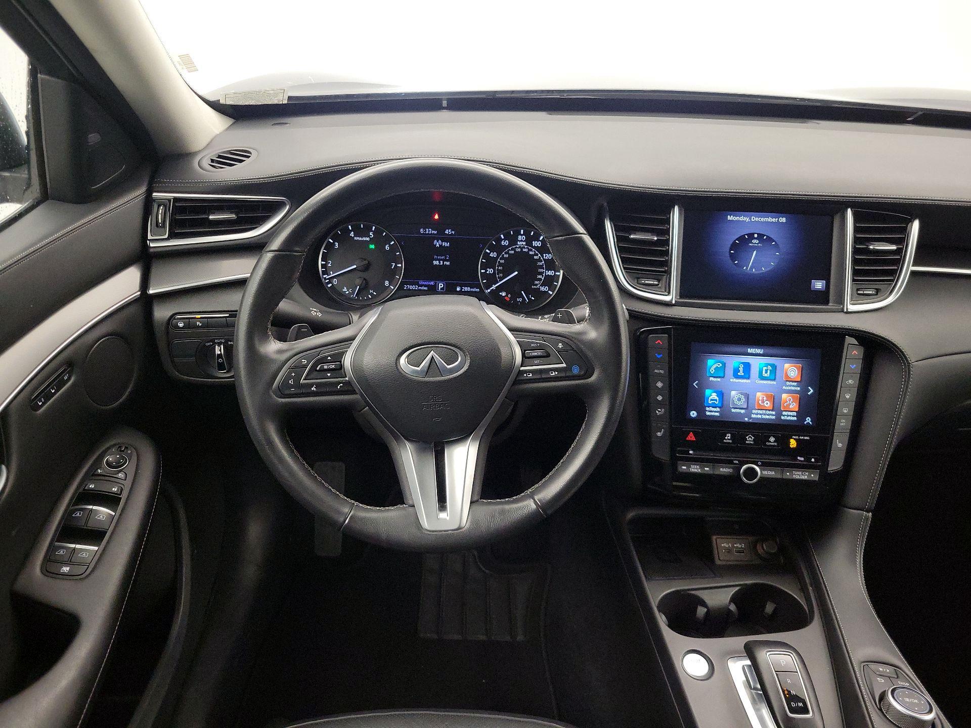 Thumbnail: 2024 INFINITI QX50 - 10