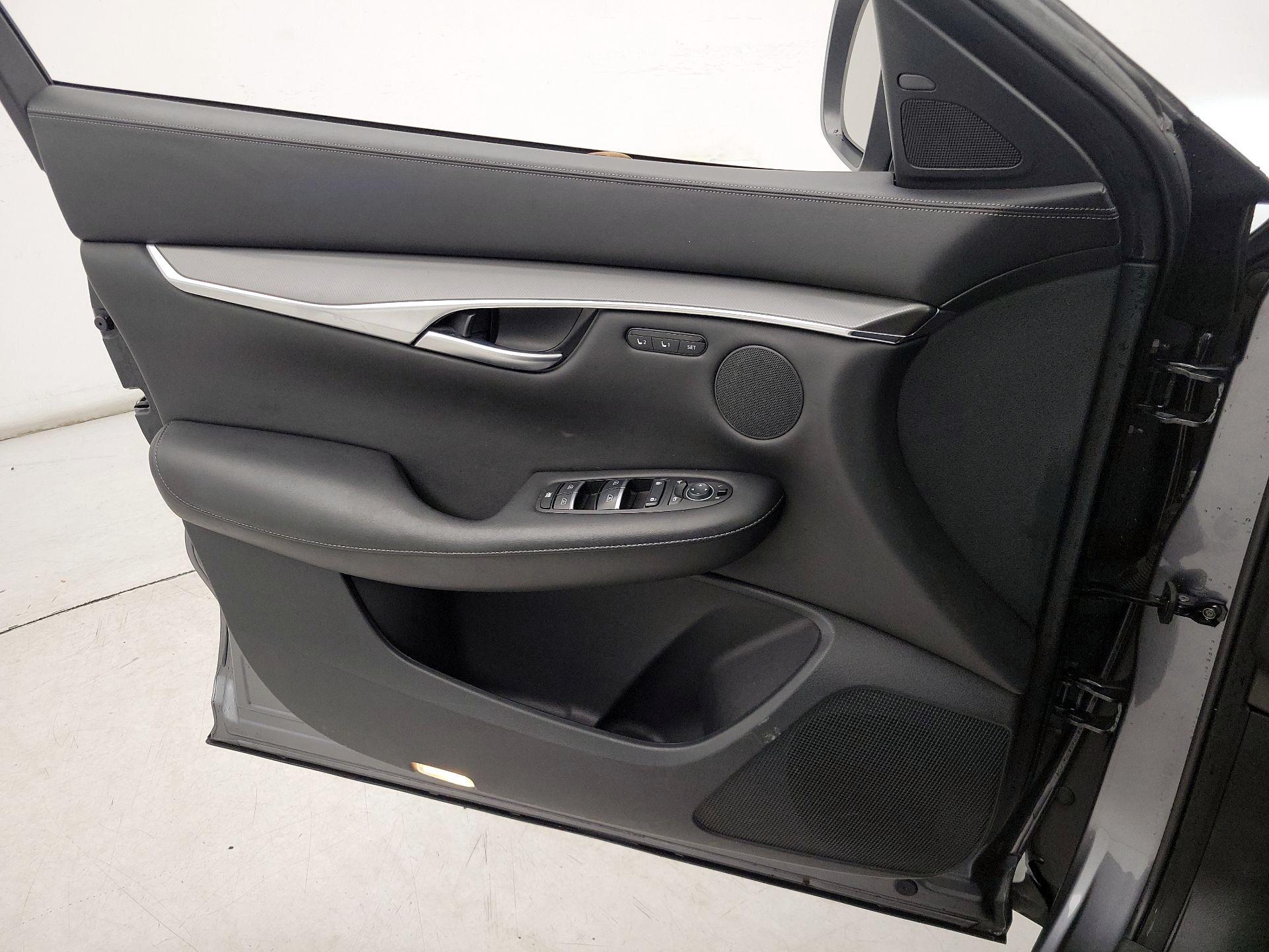 Thumbnail: 2024 INFINITI QX50 - 12