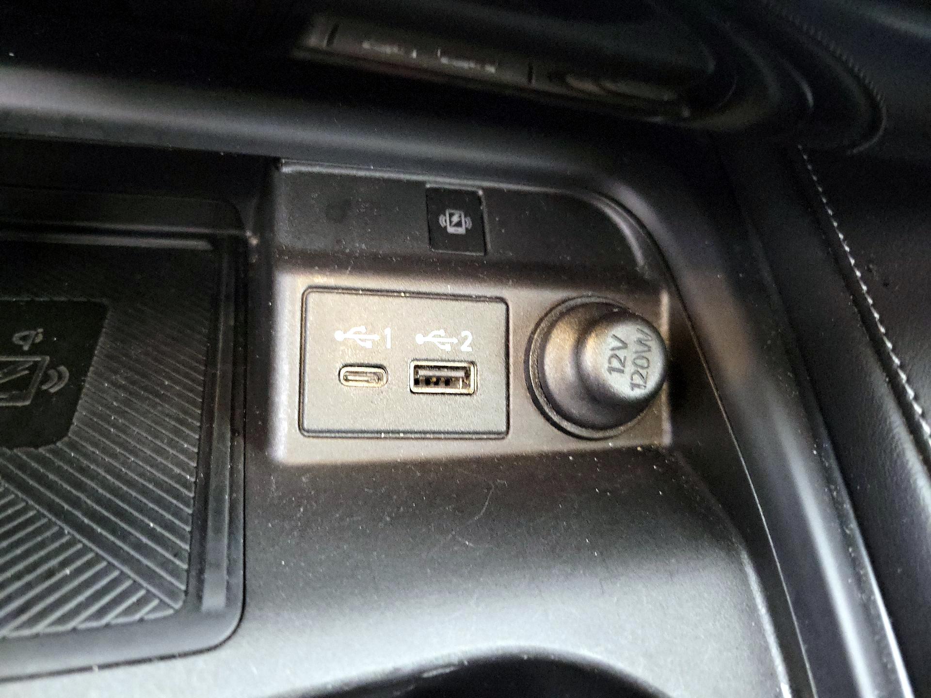 Thumbnail: 2024 INFINITI QX50 - 18