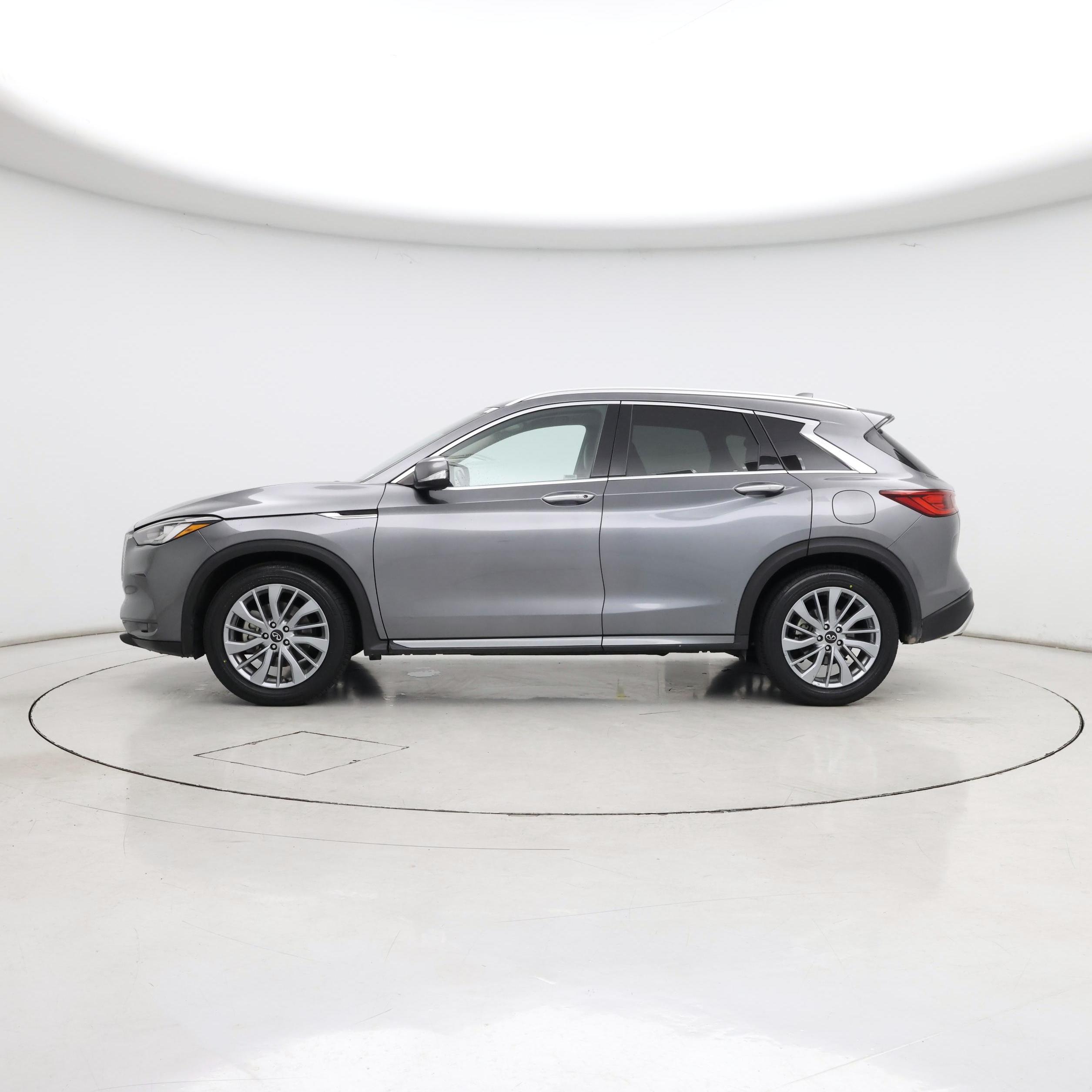 Thumbnail: 2024 INFINITI QX50 - 3