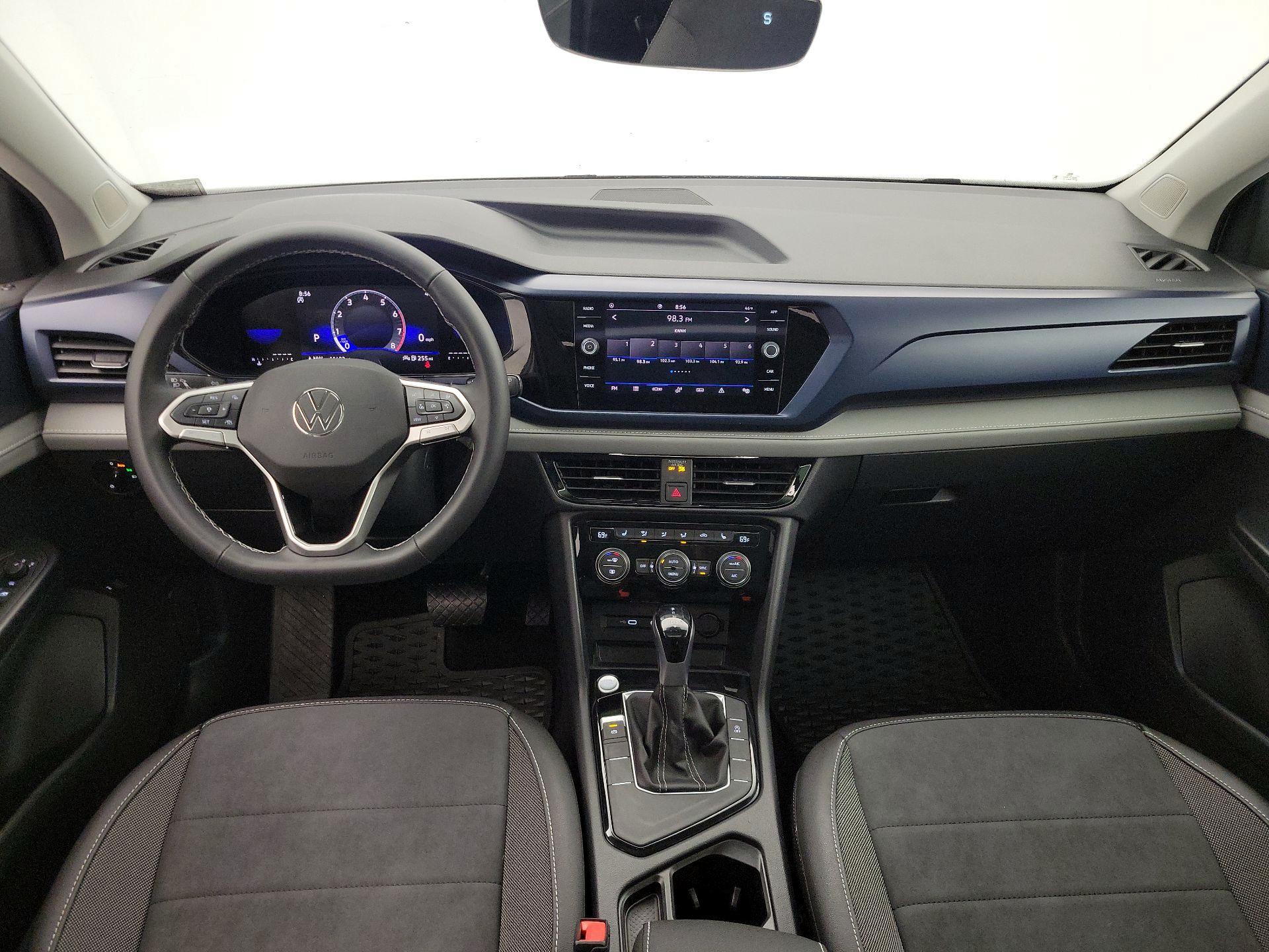 Thumbnail: 2024 Volkswagen Taos - 9