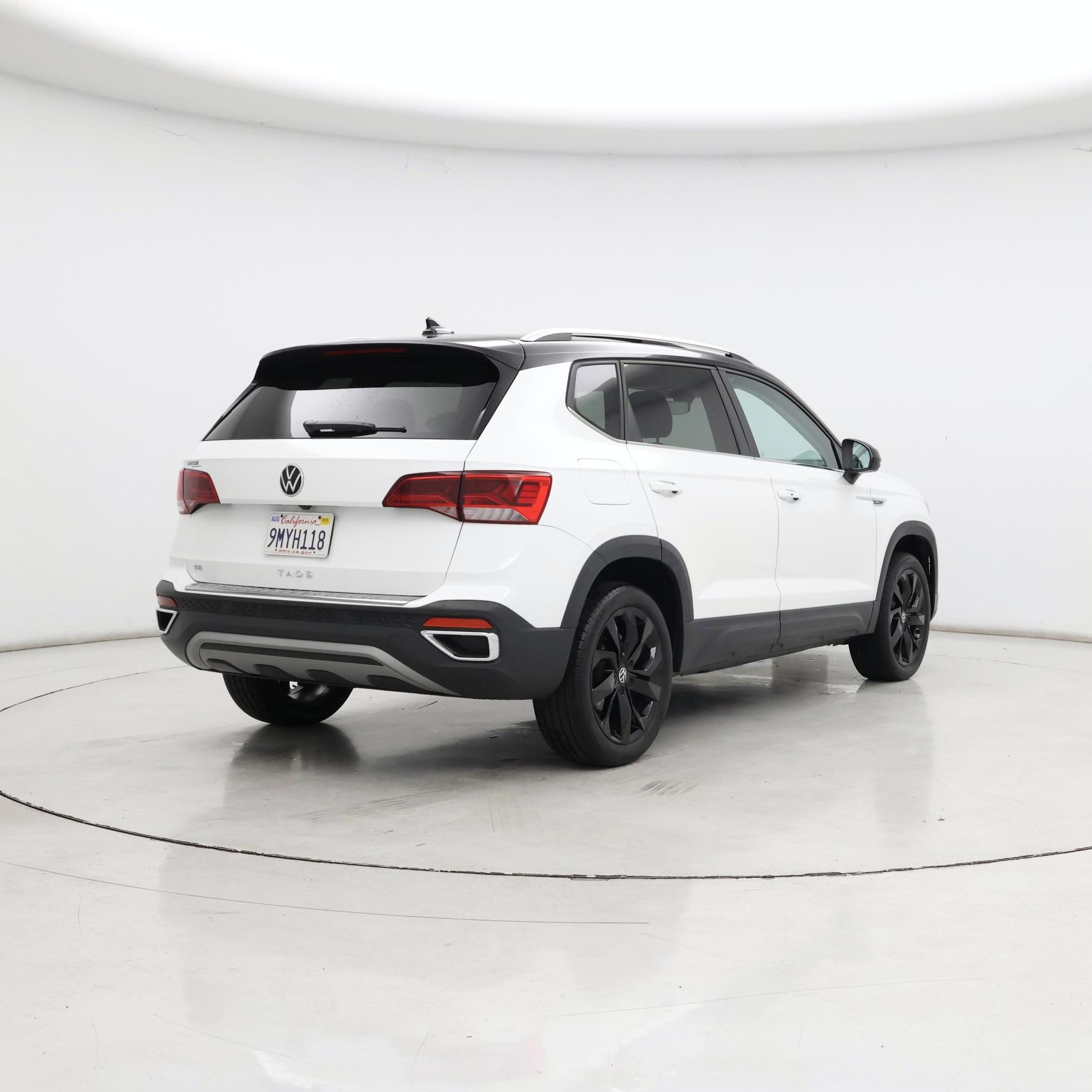 Thumbnail: 2024 Volkswagen Taos - 8