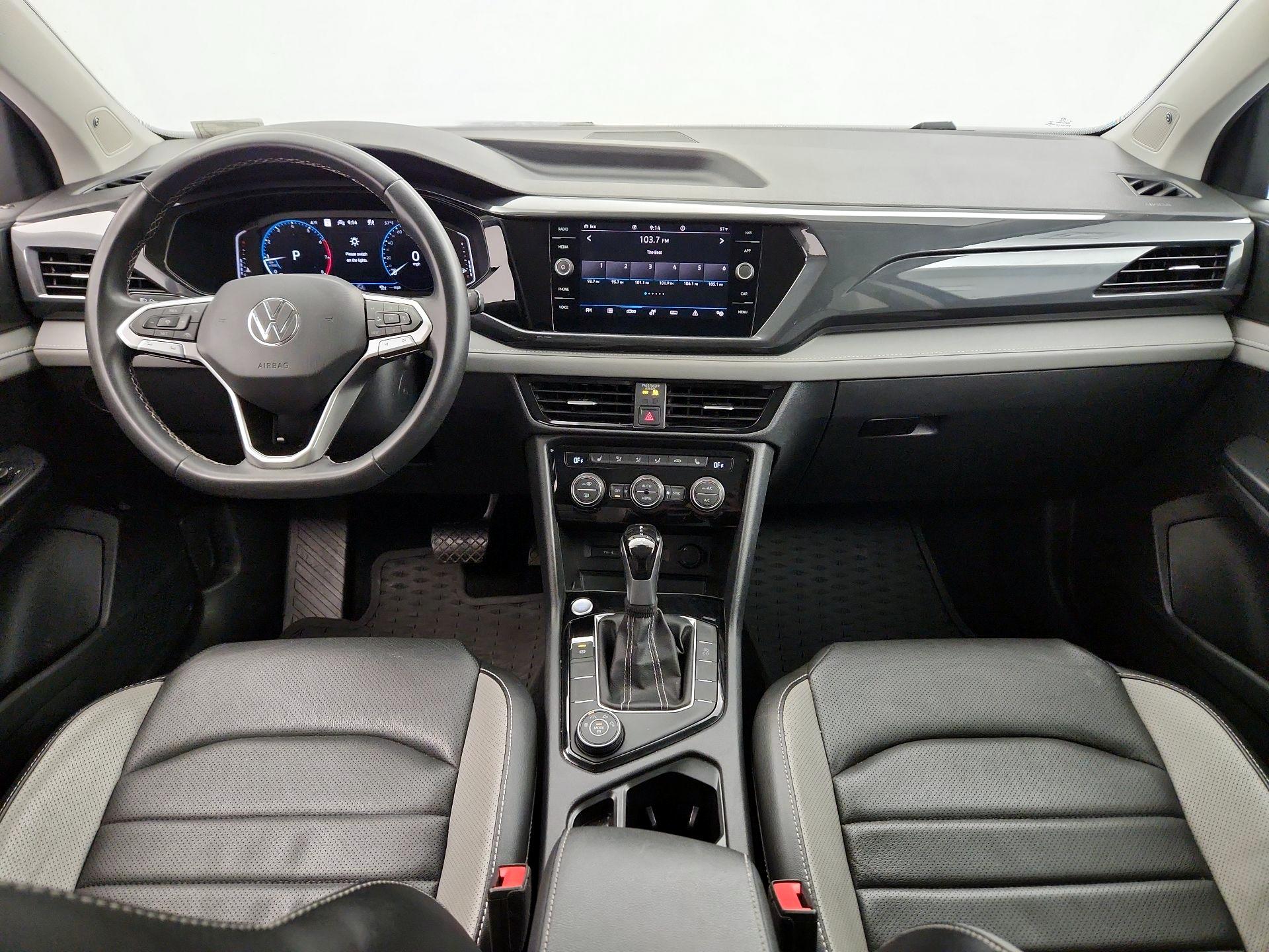 Thumbnail: 2022 Volkswagen Taos - 9