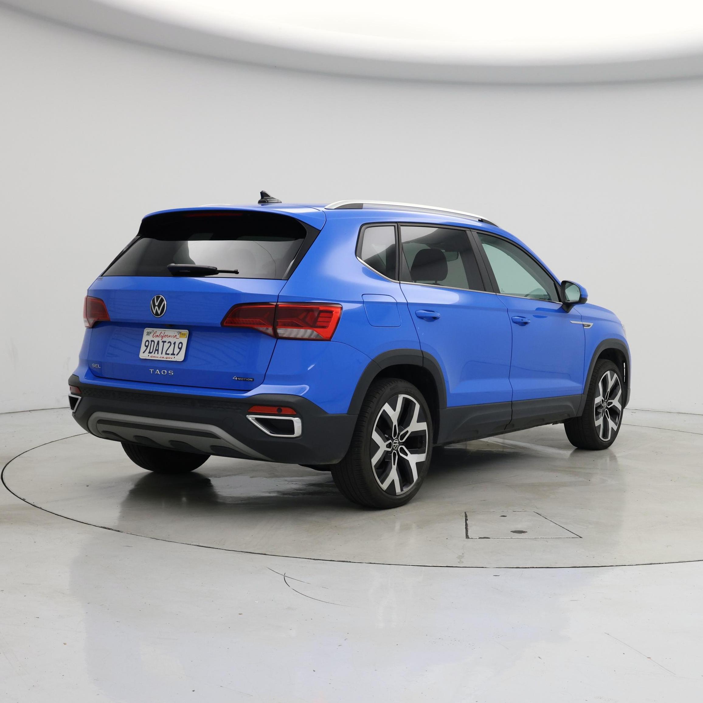 Thumbnail: 2022 Volkswagen Taos - 8