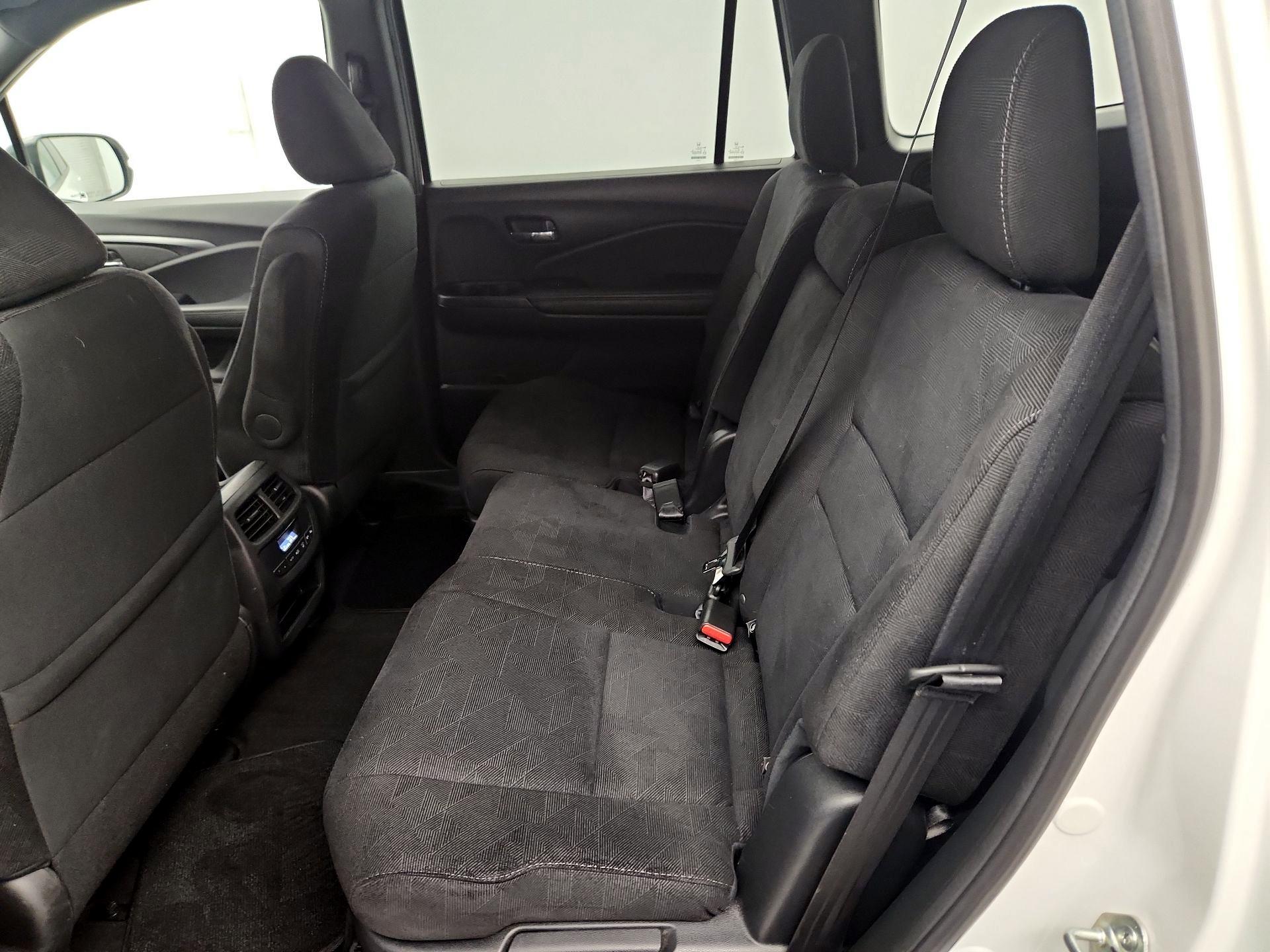 Thumbnail: 2022 Honda Pilot - 19