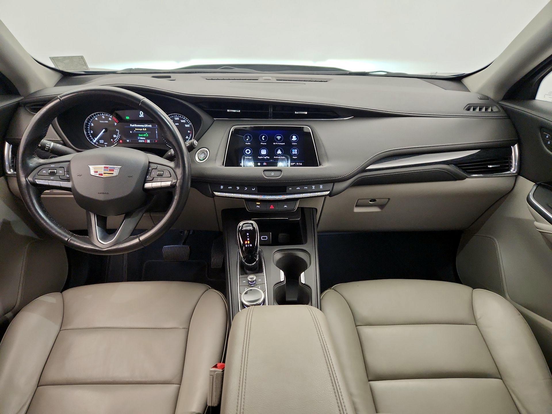 Thumbnail: 2023 Cadillac XT4 - 9