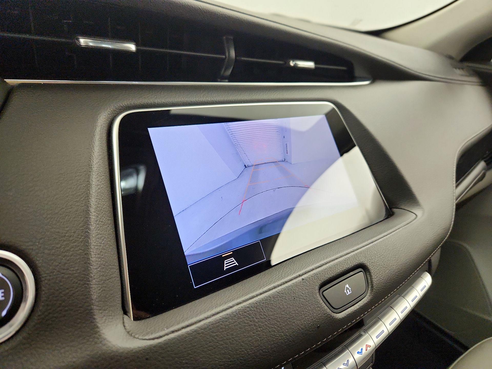 Thumbnail: 2023 Cadillac XT4 - 14