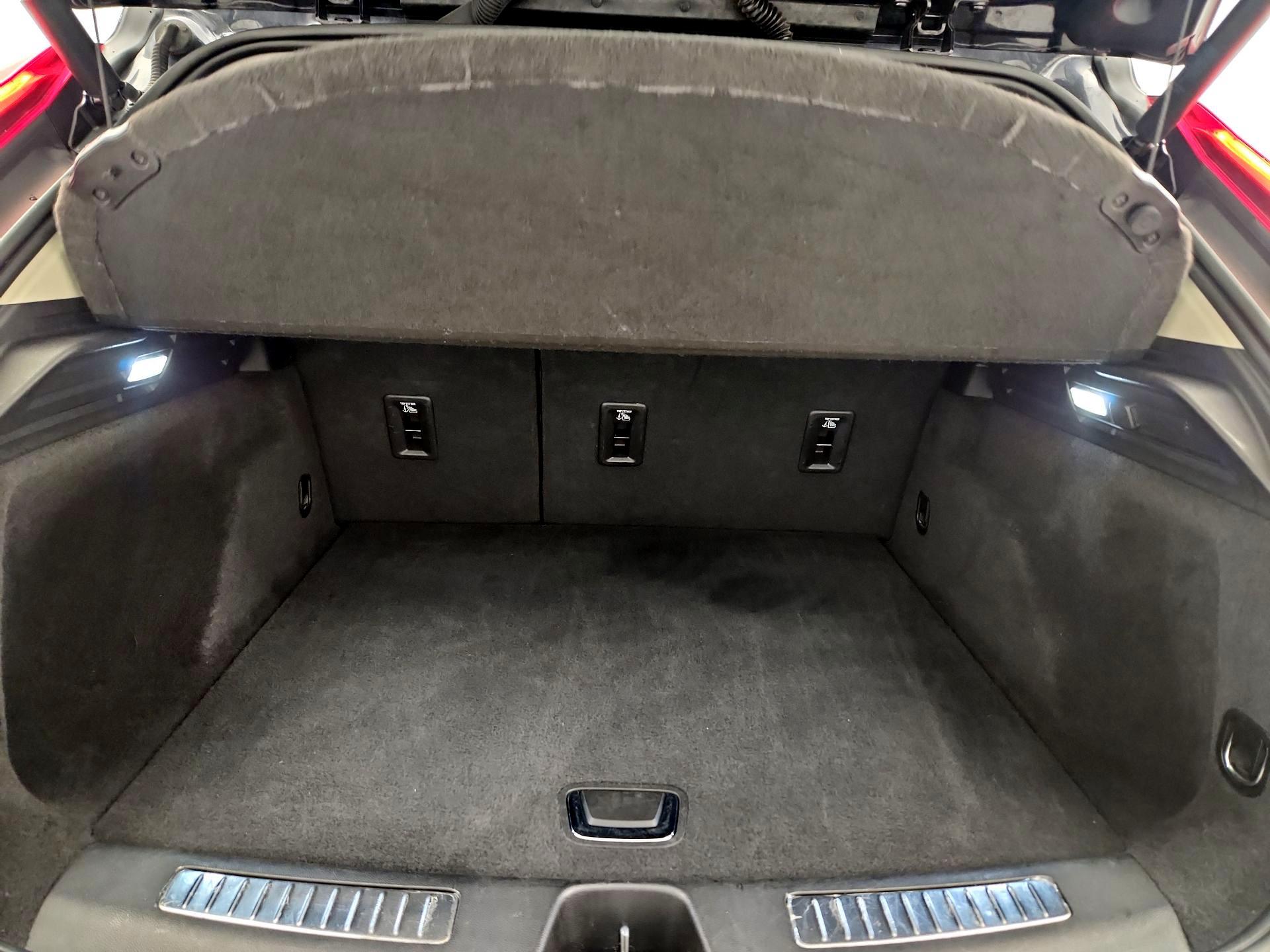 Thumbnail: 2023 Cadillac XT4 - 20