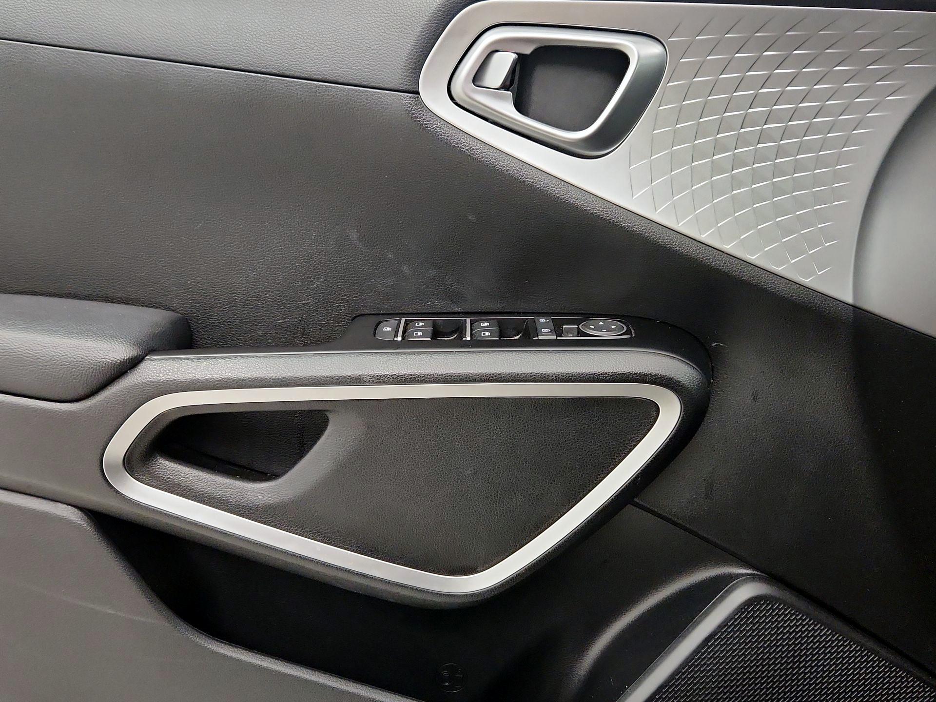 Thumbnail: 2024 Kia Soul - 12