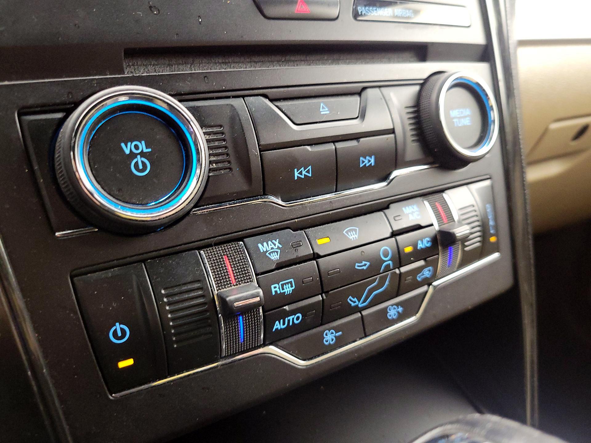 Thumbnail: 2017 Ford Explorer - 16