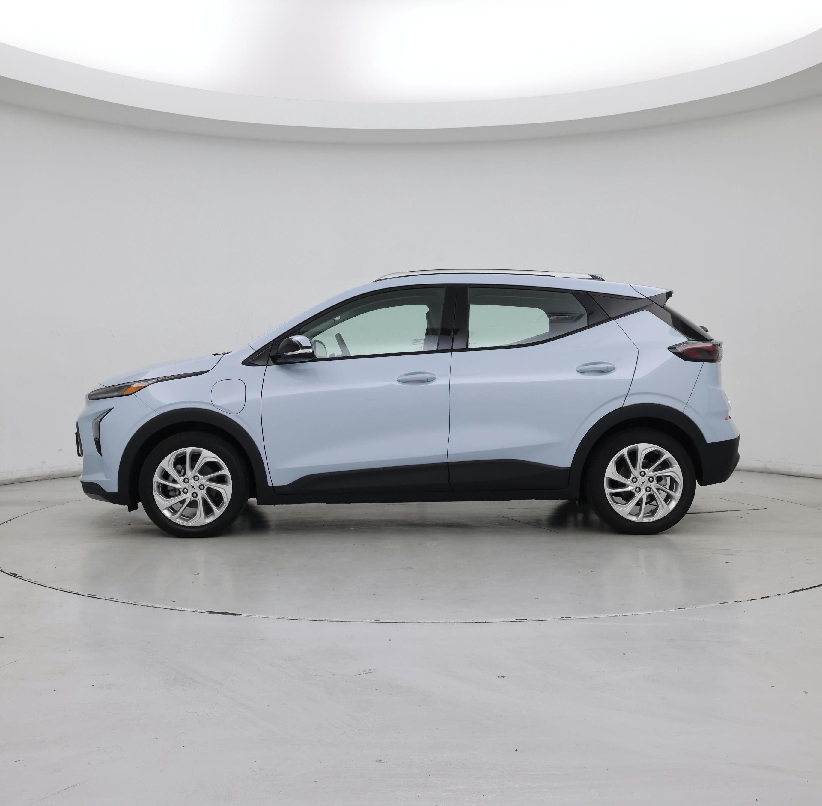 Thumbnail: 2023 Chevrolet Bolt EUV - 3