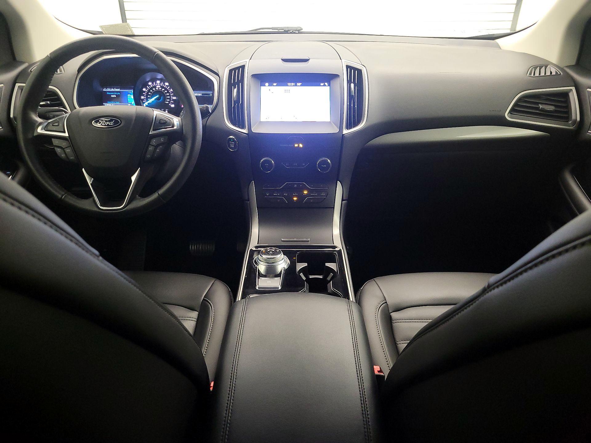 Thumbnail: 2019 Ford Edge - 9