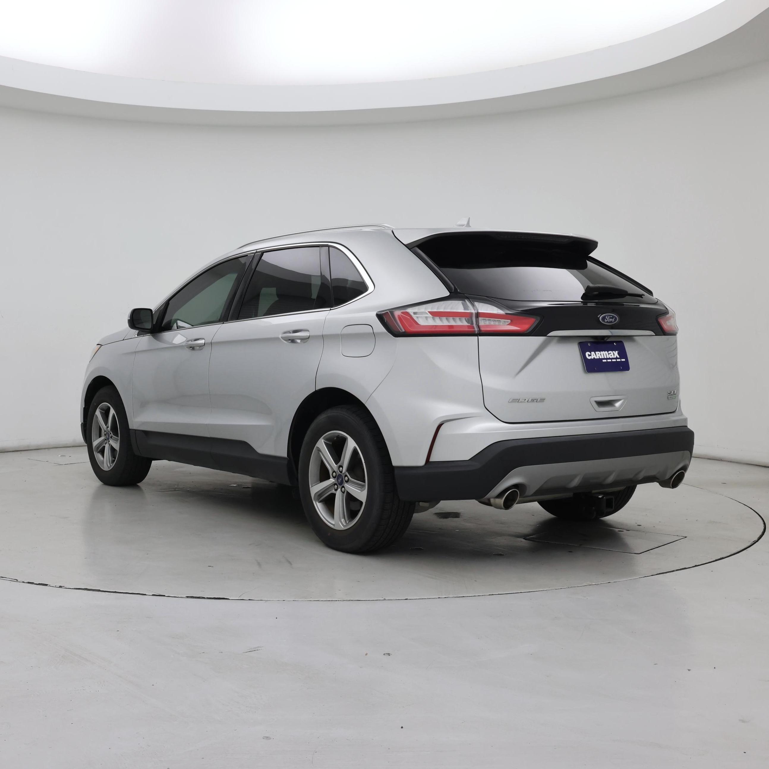 Thumbnail: 2019 Ford Edge - 2