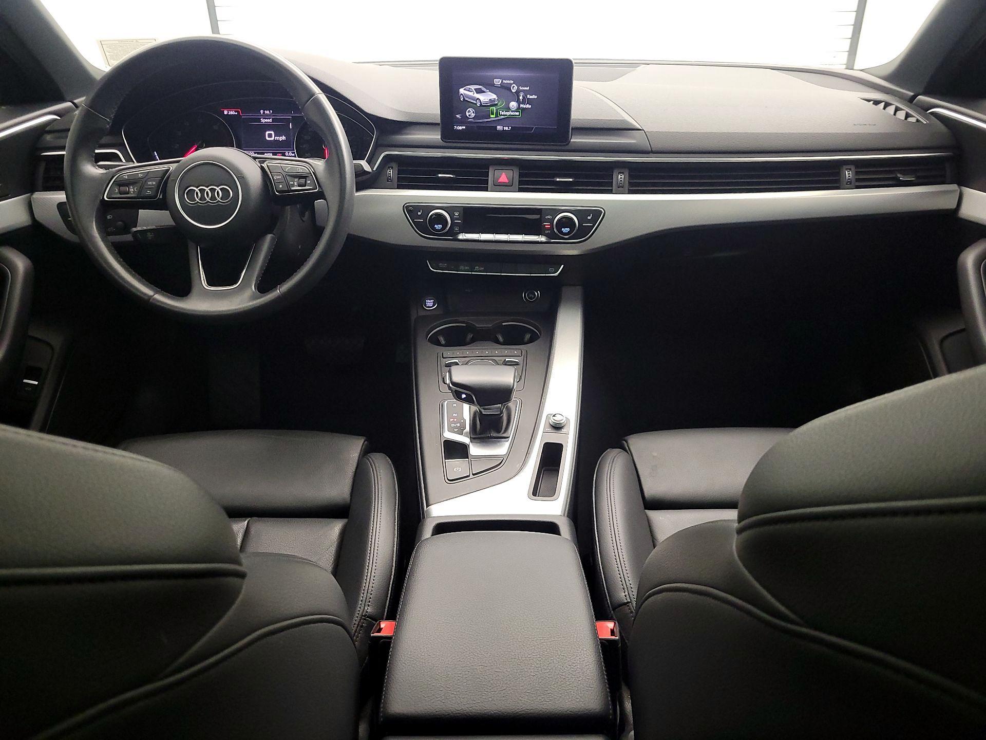 Thumbnail: 2019 Audi A4 - 9