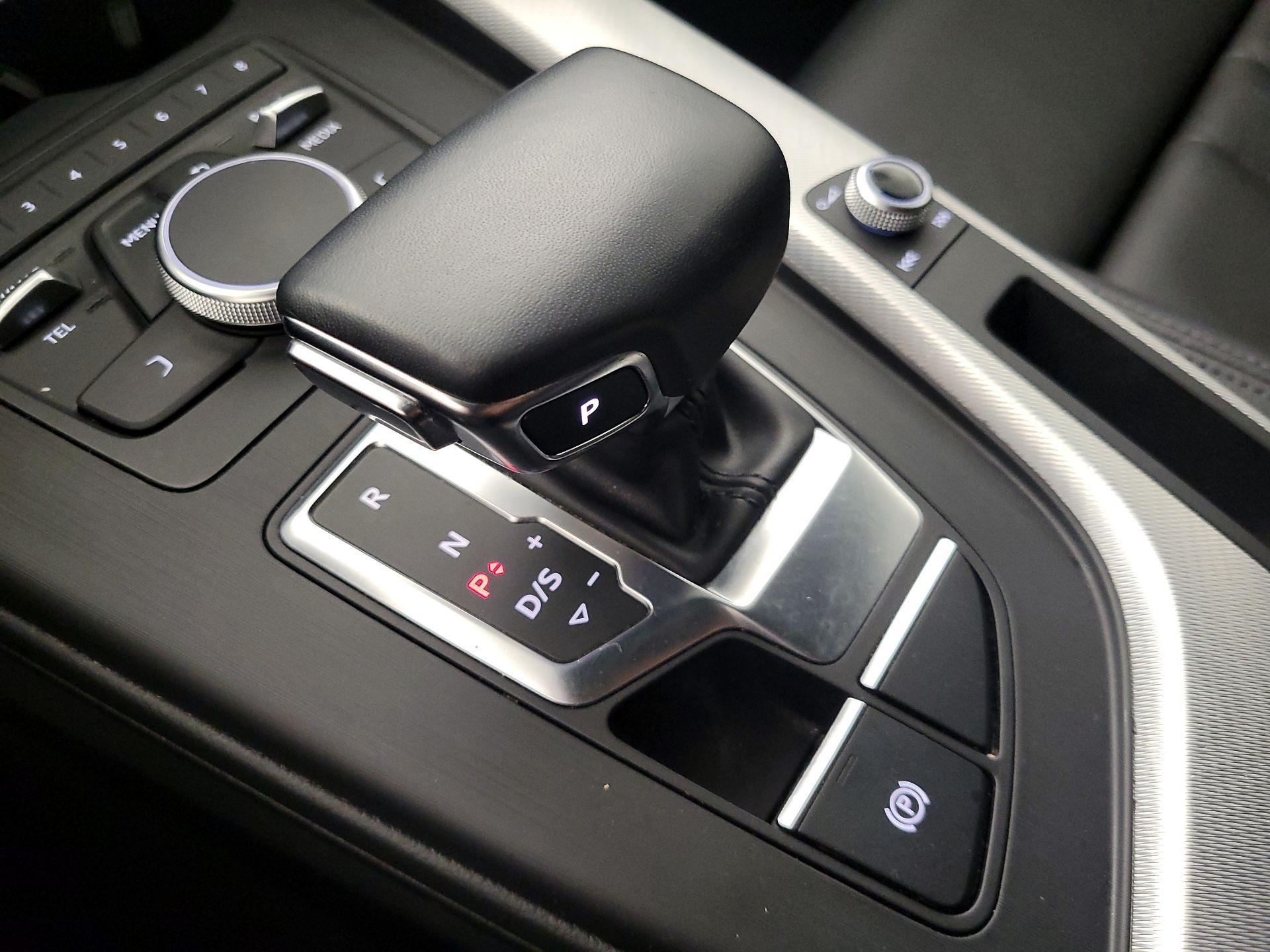 Thumbnail: 2019 Audi A4 - 17